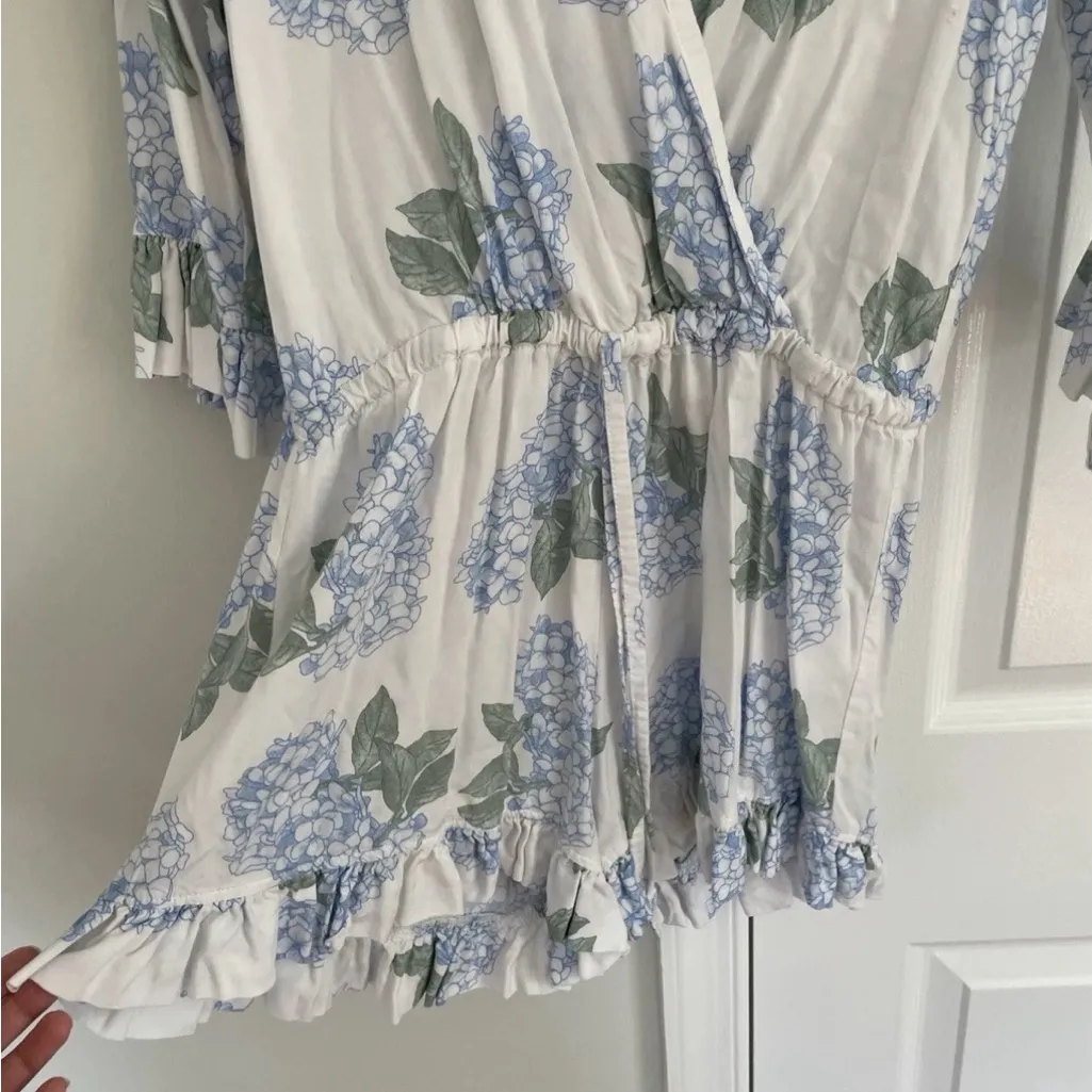 Piyama Romper Womens Small White Floral Wrap Ruffle Hem 3/4 Sleeve V Neck Boho - Image 4