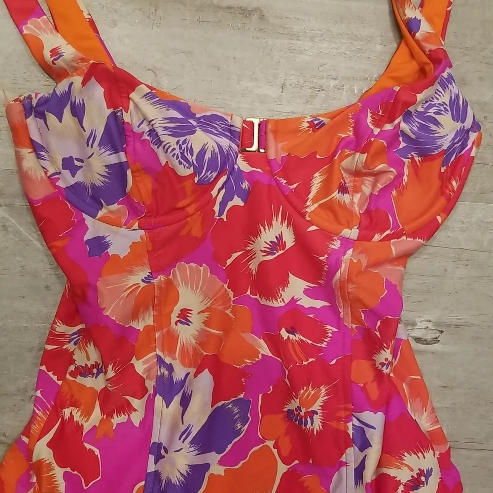 💕L*SPACE💕 Nicolette One Piece Classic Swimsuit Super Bloom Floral Print 6 NWT - Image 13