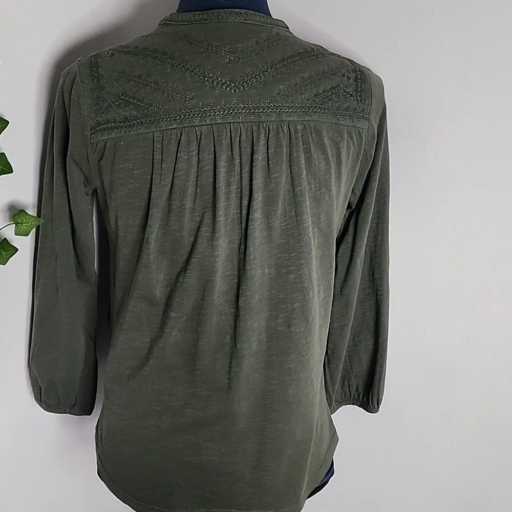 Lucky Brand  Boho Green Embroidered Button Peasant Top - Image 6