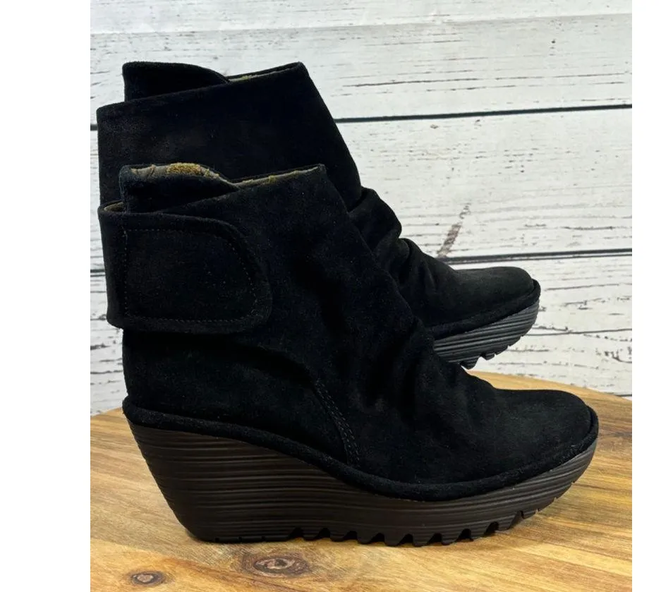 Women's FLY LONDON Black Suede Ankle Boots US 5.5 Gold Interior - Image 2