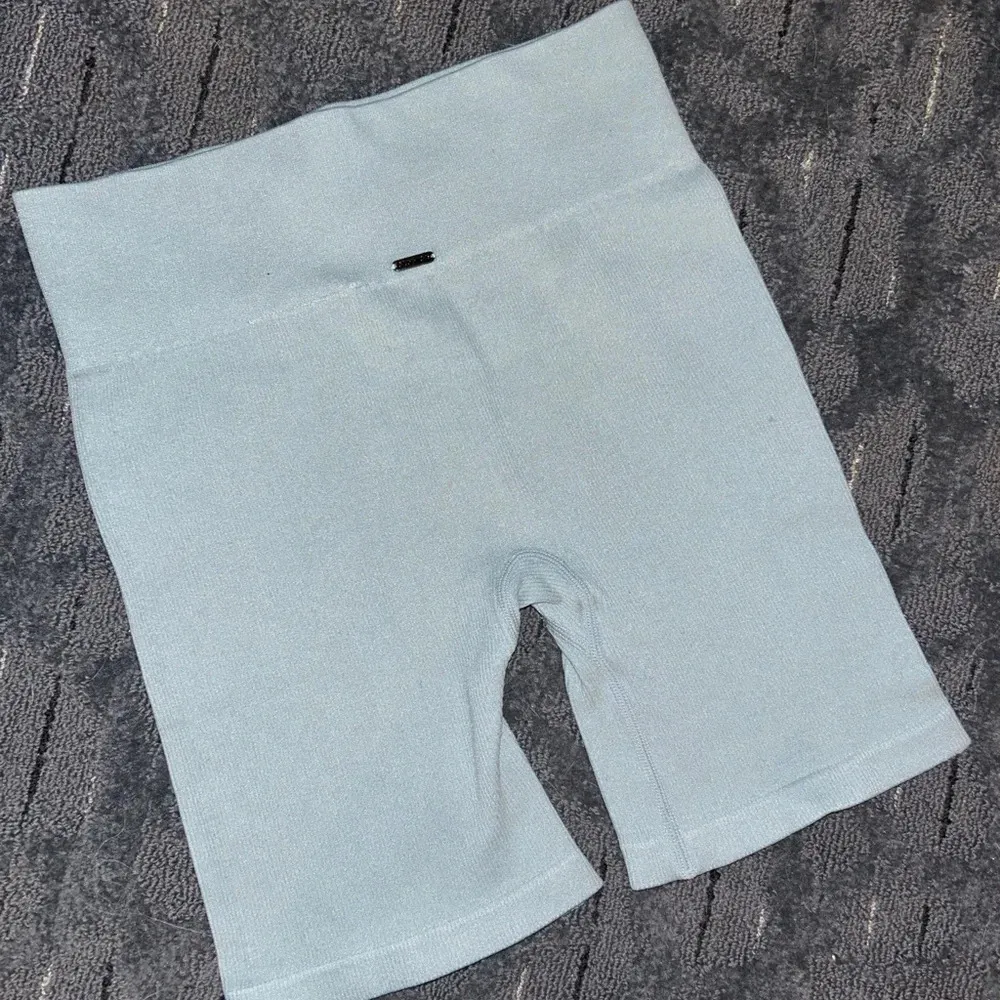 Hollister Gilly Hicks Seamless Blue Biker Shorts XS - Image 2