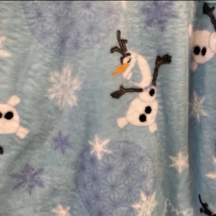 Disney parks frozen Olaf festival of the holidays fuzzy spirit jersey M NWOT - Image 5