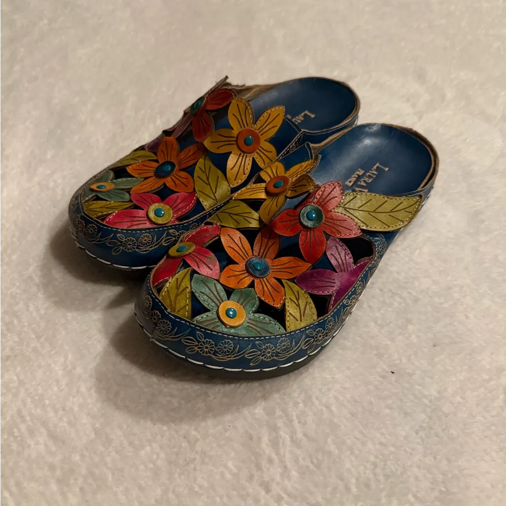 Laura Vita Floral slip on France Style Leather Fashionable Mule Shoes Size 41 Blue - Image 2