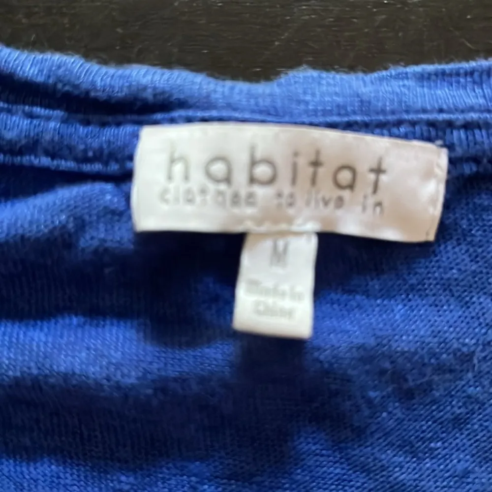 blue short sleeved tshirt in medium. GUC. - Image 2