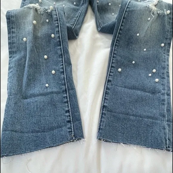 NWT Aqua‎ Pearl Embellished Distressed Straight Leg Jeans Ankle Cropped Size 24 - Image 10