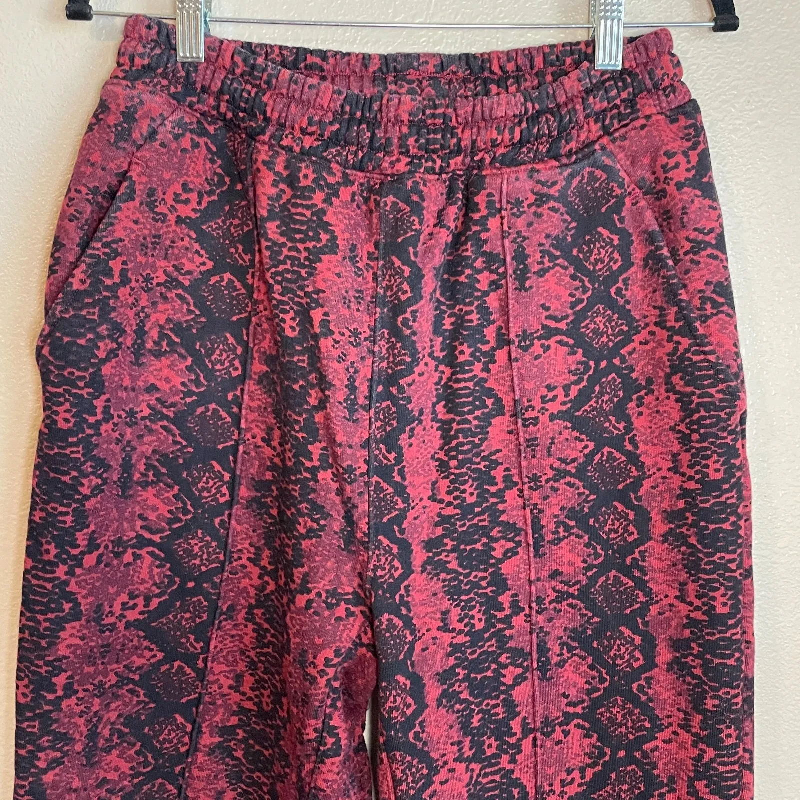 Adidas Ivy Park Red Snakeskin Print Joggers Size Medium HI1976 - Image 2