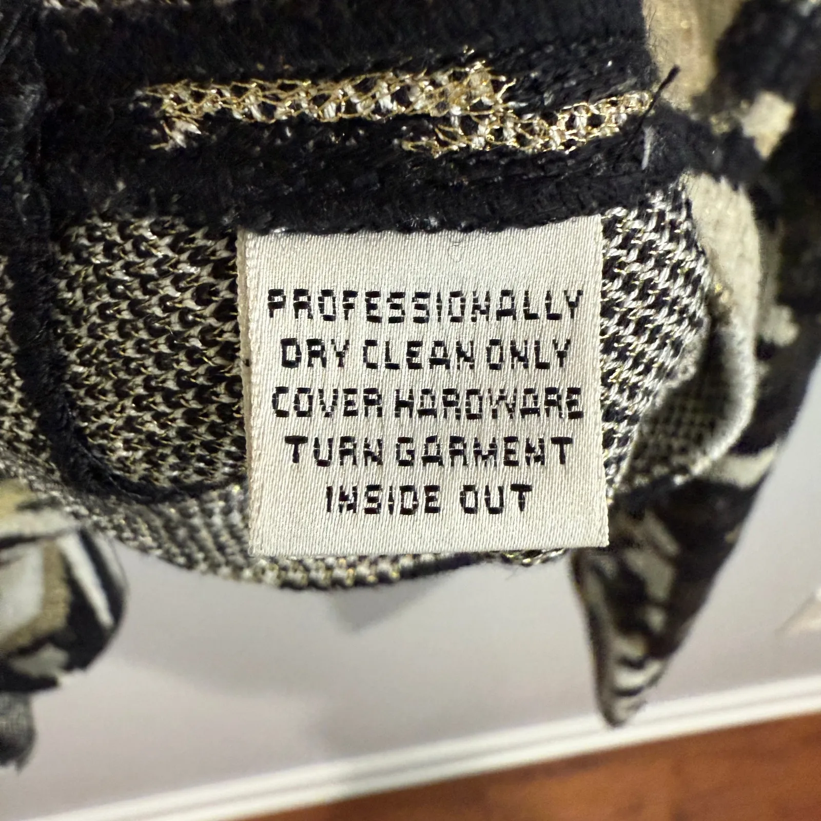 St. John Evening Tiger Knit Jacket Embellished Zip Front Size 14 Gold - Image 5