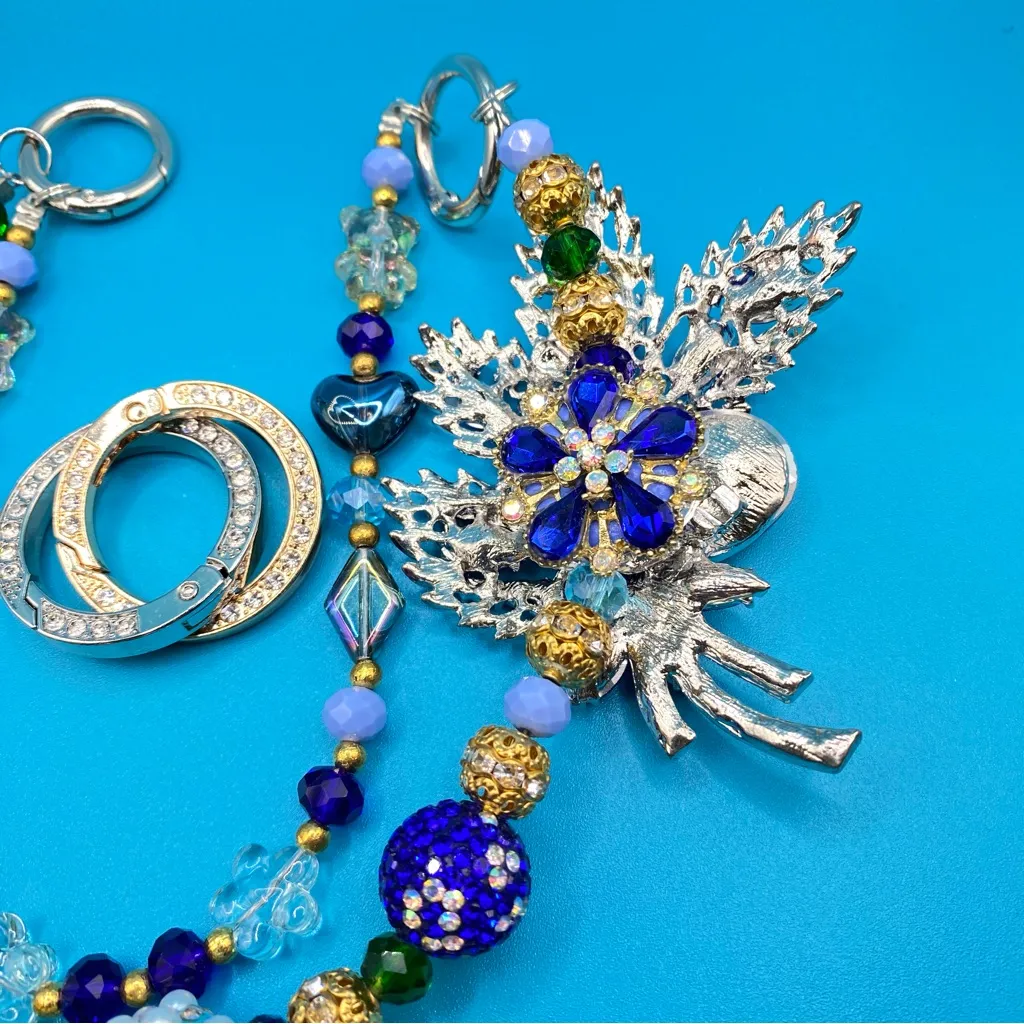 💙 Luxury Bag/Phone Chain Charm/Keychain Sparkly Floral Brooch & Crystal Beads - Image 11