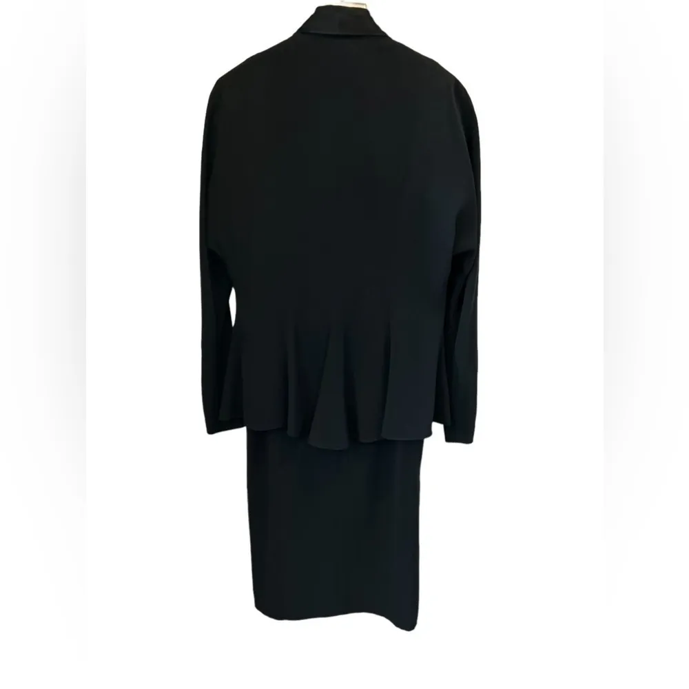 Daymor‎ Couture by C. Mercedes Ferreira Suit 2 Piece Size 12 Black - Image 6