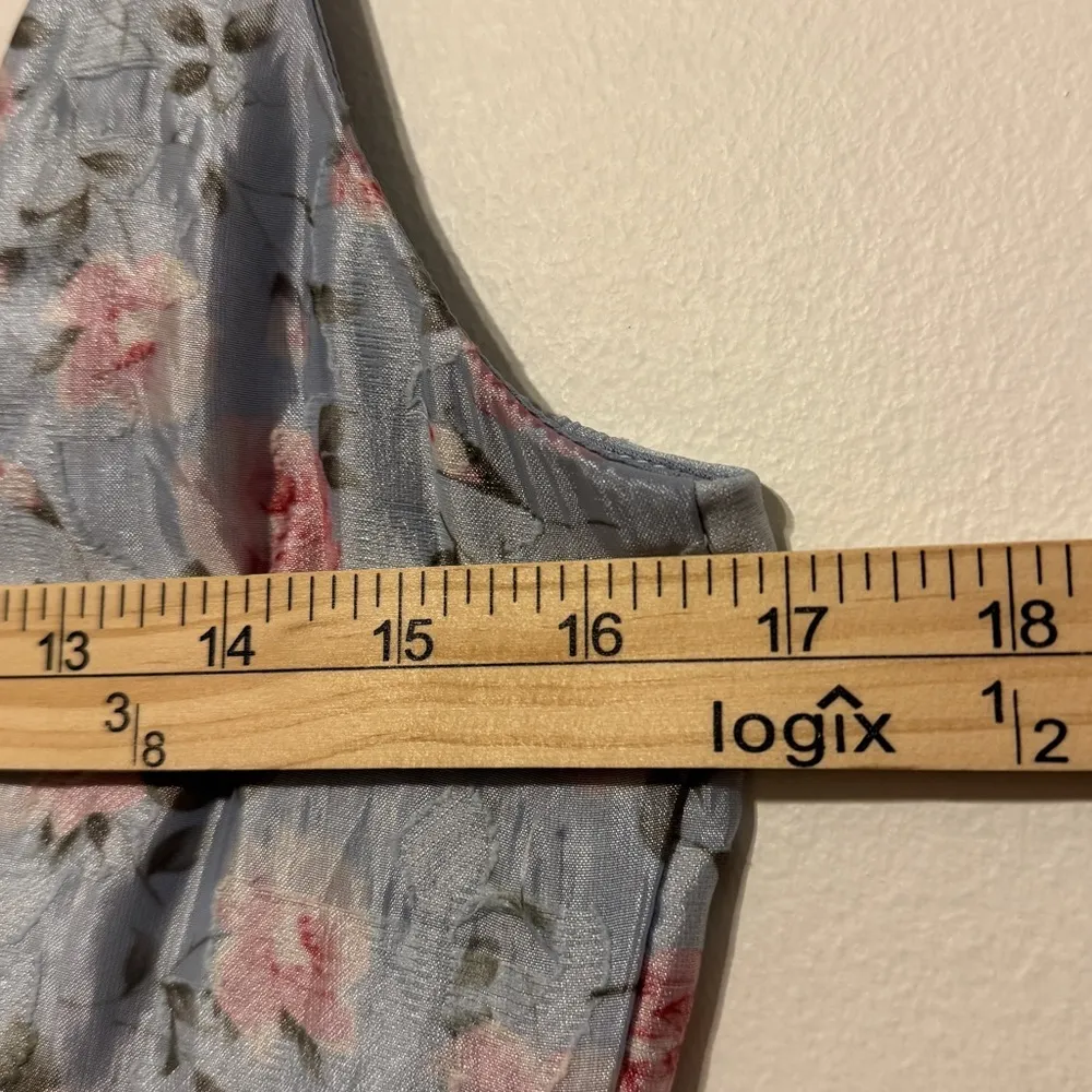 NEW Lulus Perfectly Charismatic Blue Floral Tiered Ruffled Maxi Dress Sz Medium - Image 10