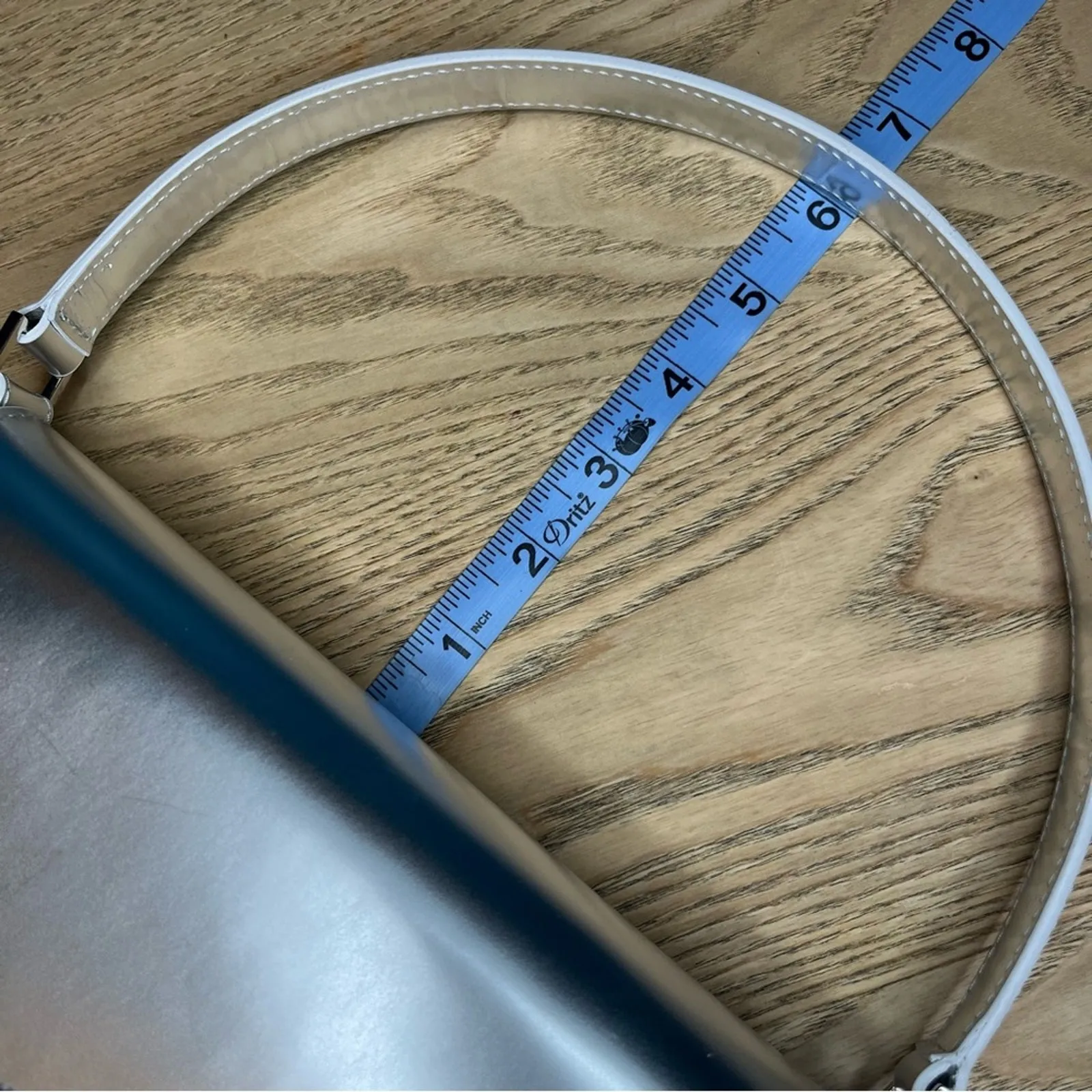 Valentina Rangoni Perfetta Cameo Jewel Shoulder Bag Silver Calfskin Leather - Image 11