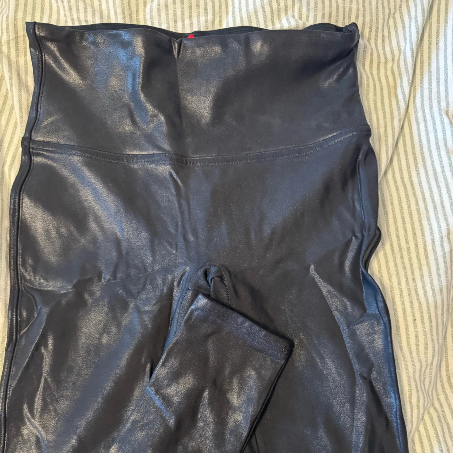 SPANX Shiny Black/ faux LeatherLeggings - Image 2