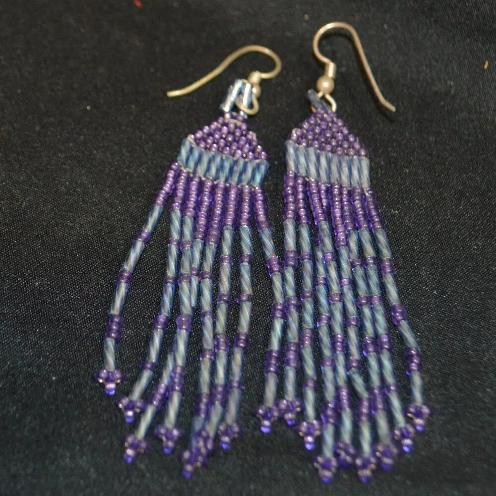 Vintage Style Throwback Lavender & Grey Beaded Boho Drop Earrings - Image 2