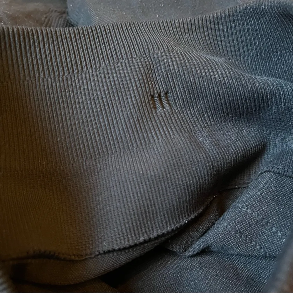 Lululemon flow and go seamless crop in black size 6 - Image 7