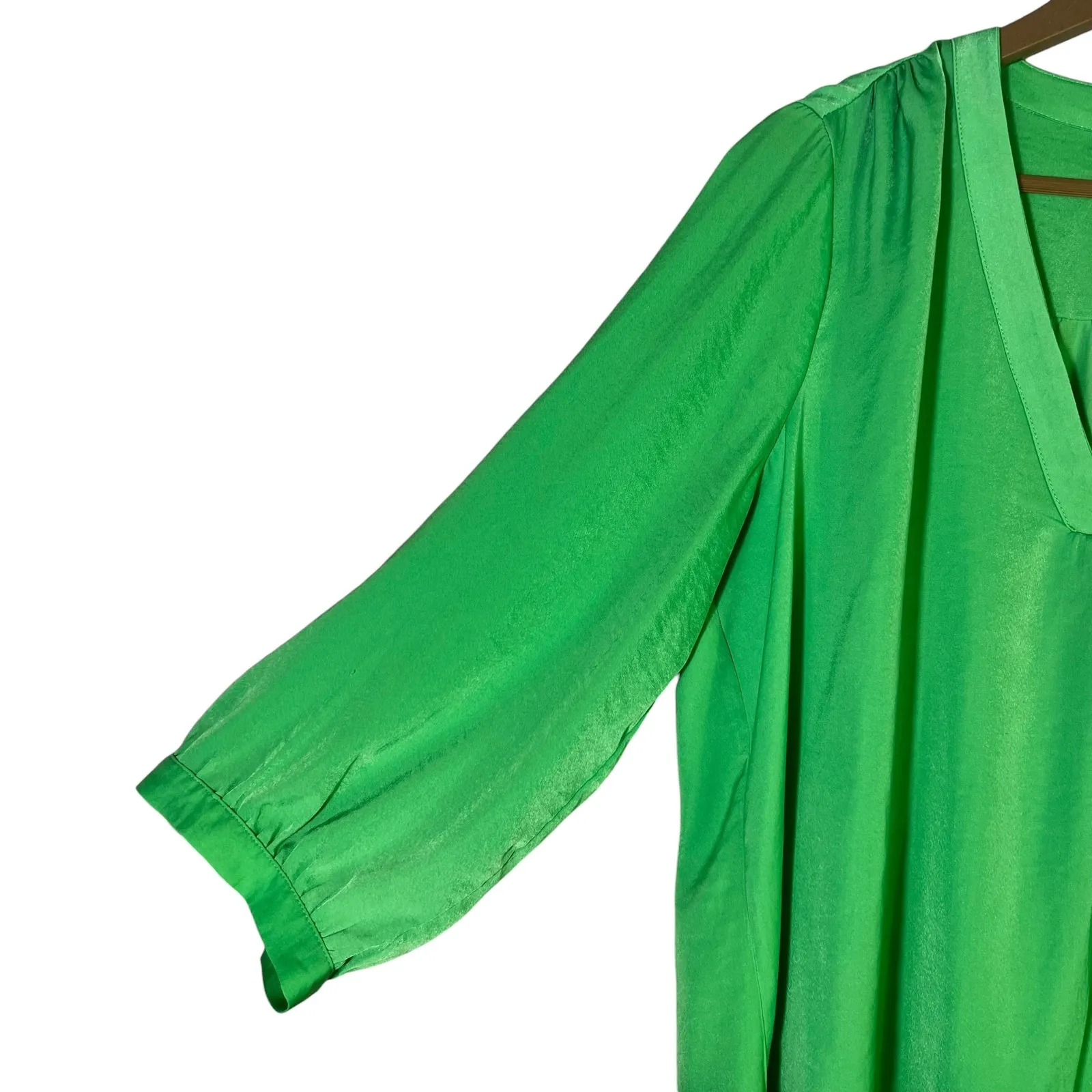 Vince Camuto Bright Green V Neck 3/4 Sleeve Tunic Top Women's Size L - Image 3