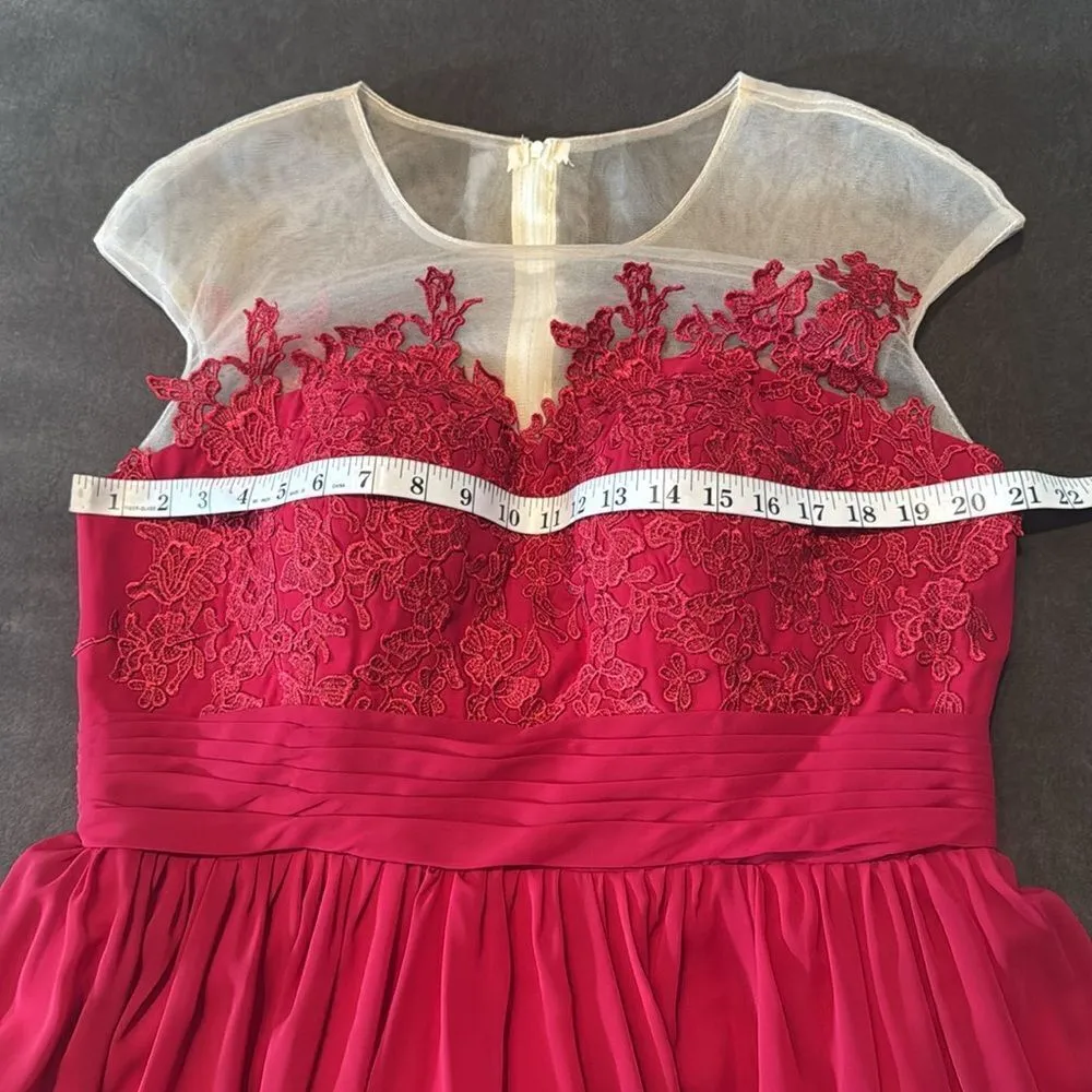 Women’s Red Full Length Formal Dress Lace Appliqué Zip Back Leg Slit Size 16 NEW - Image 11