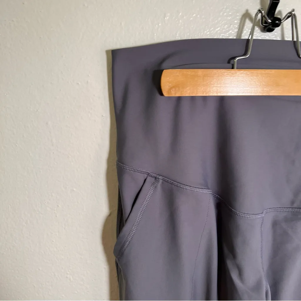 Old Navy  Maternity Full-Panel PowerSoft Jogger Storm Gray M - Image 5