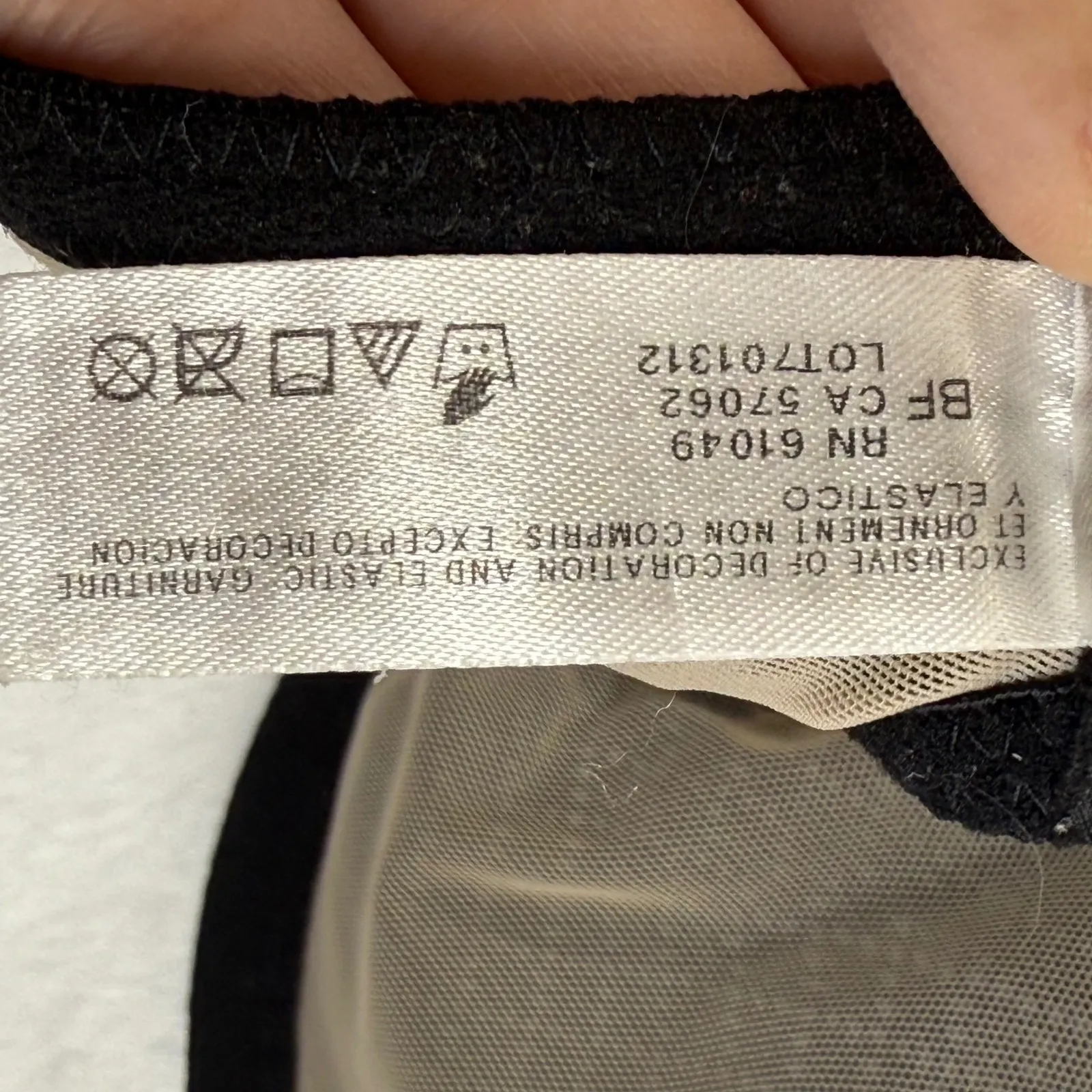 Wacoal Lace Wireless Bra Black Size 36D Full Coverage Comfortable - Image 5