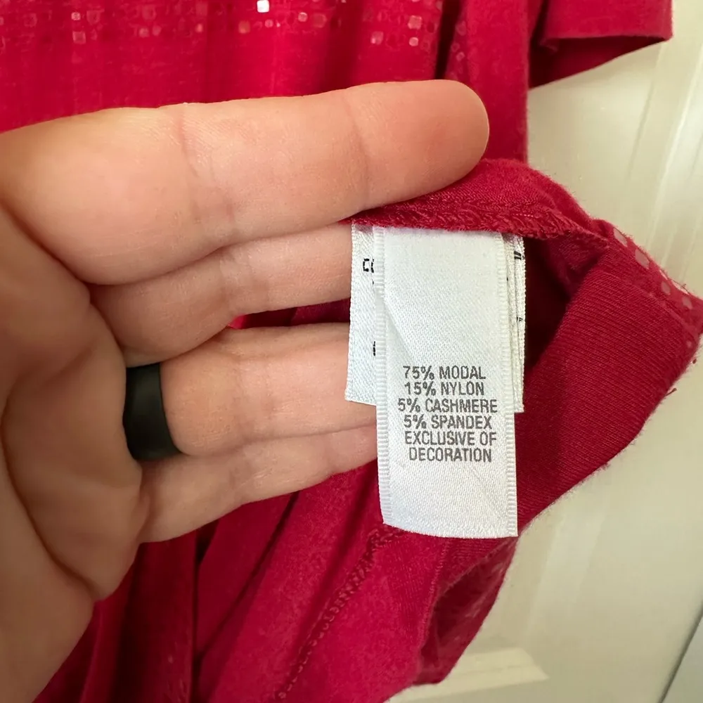 St. John  Red Graphic Print T-Shirt Size L - Image 5