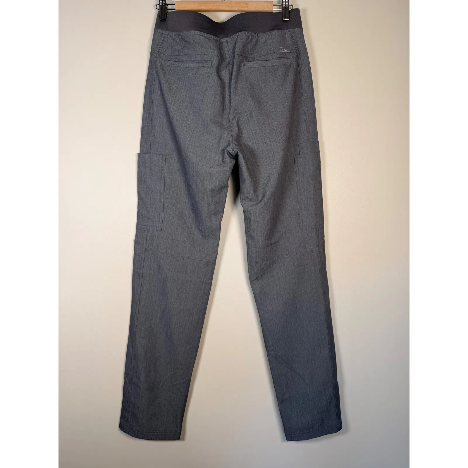 FIGS Axim Cargo Tech Collection Scrub Pants Jogger Style Grey Women's Small Tall - Image 3