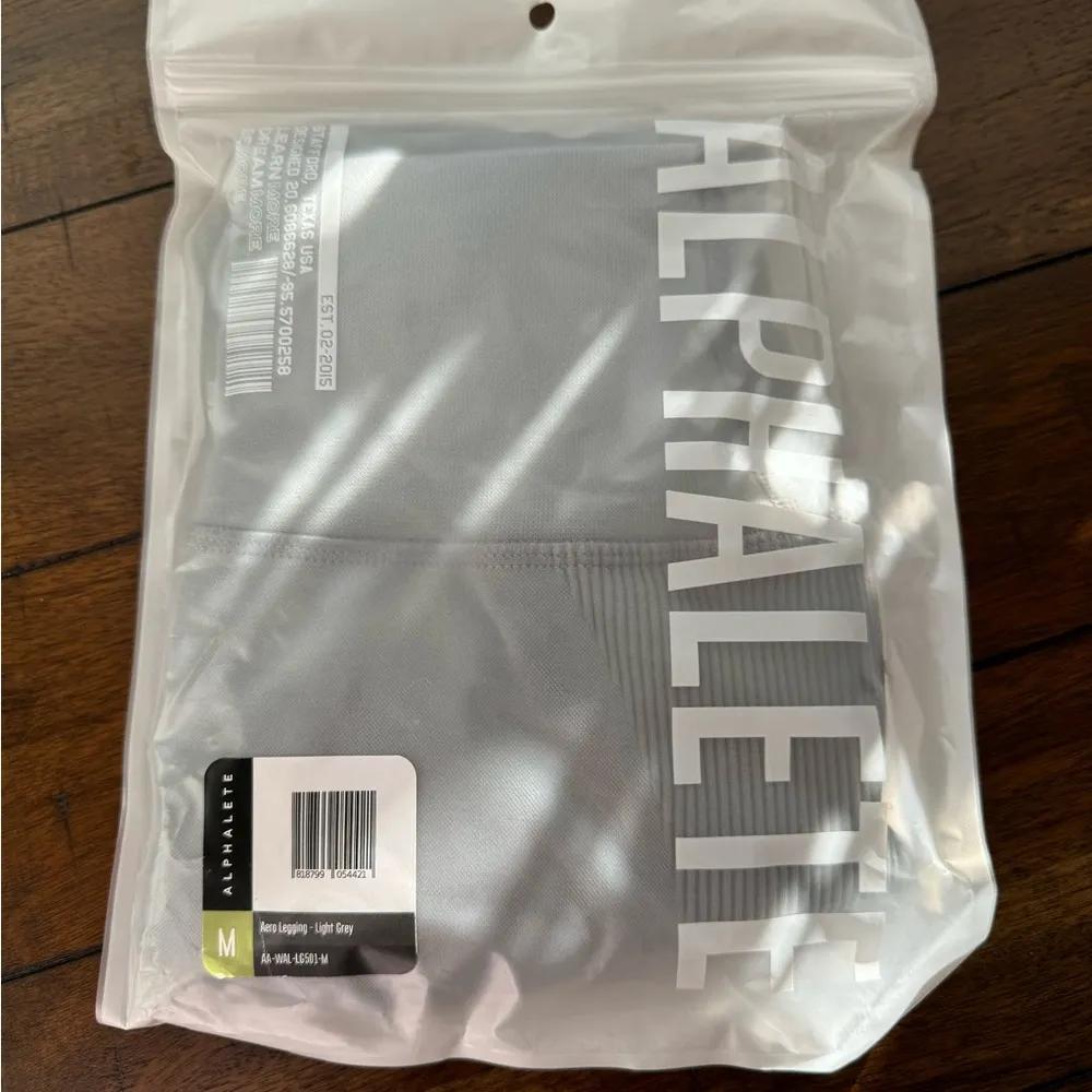 NWT Alphalete Aero Leggings - Image 3