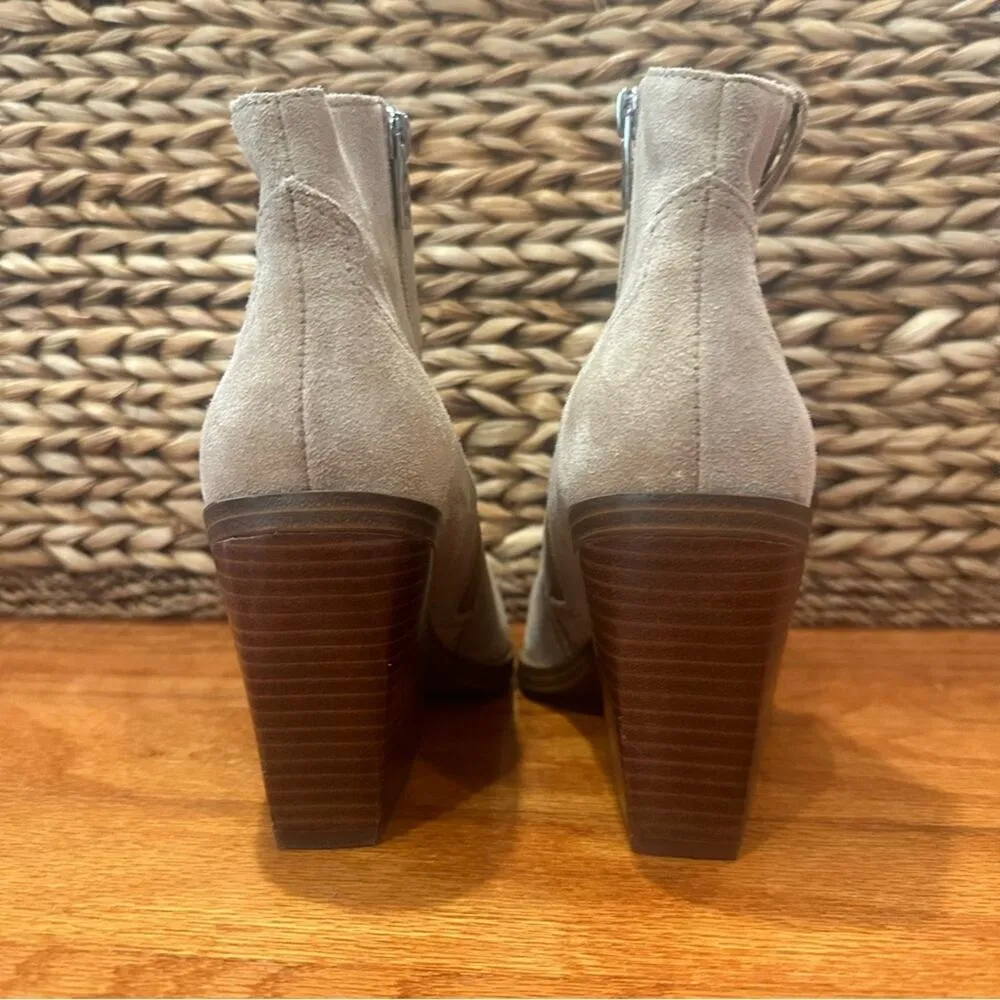 Vince Camuto Suede Booties sz 8.5 Gredile pointed toe suede Booties sz 8.5 - Image 6