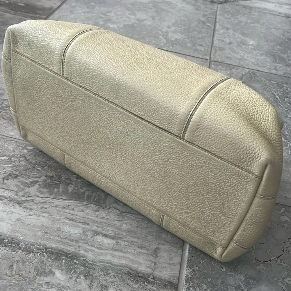 Bottega Veneta Roma Triple-Compartment Pebbled Leather Tote Bag, Retail $3,450 - Image 11