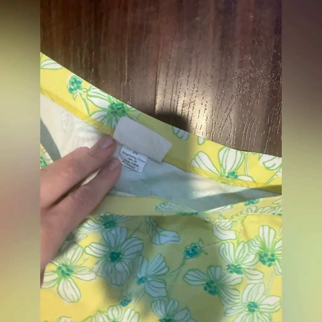 Lilly Pulitzer Yellow Floral vintage Mini swim Skirt size XS - Image 4