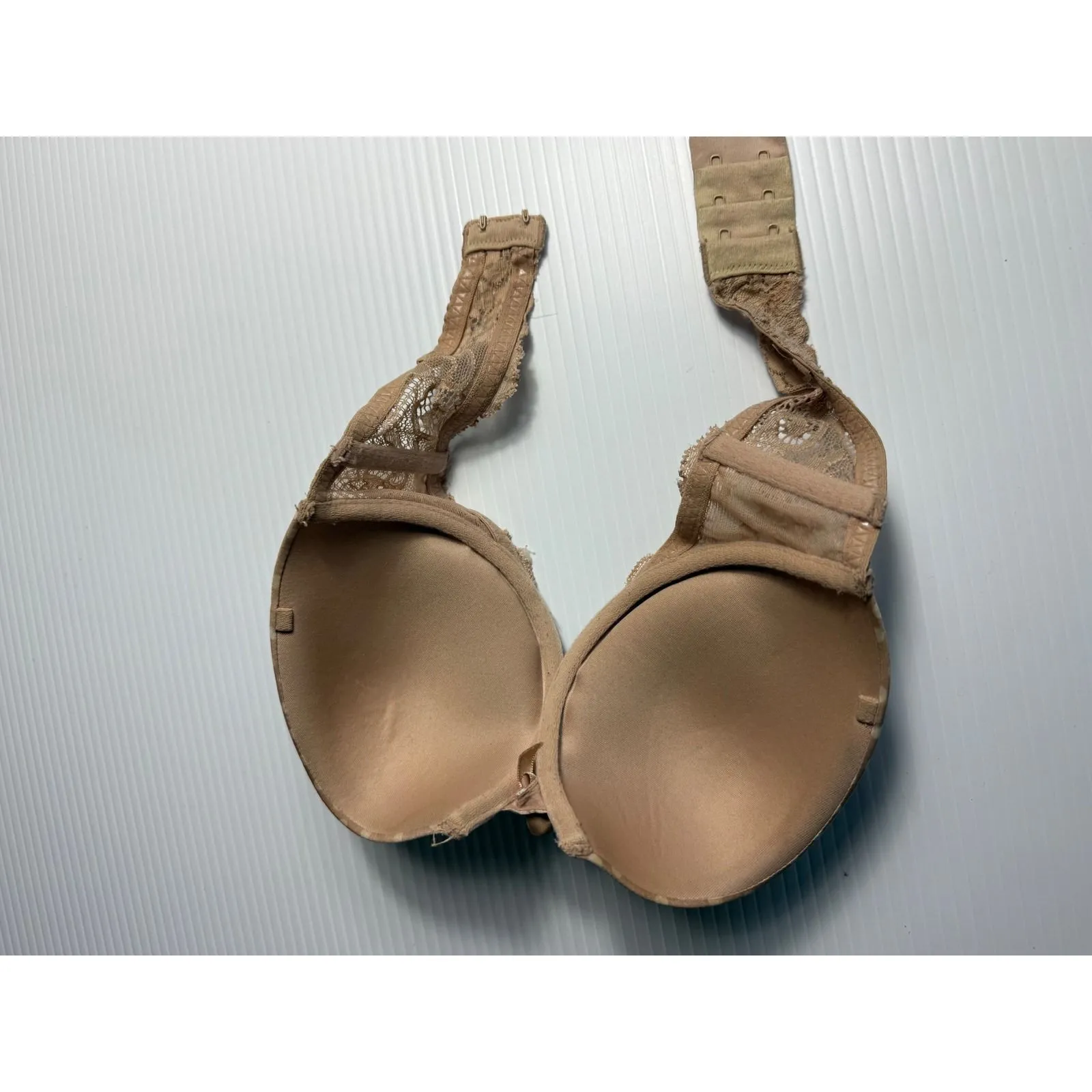 Victoria's‎ Secret Strapless Polka Dot Bra 32C Beige Lace Trim Push Up - Image 6