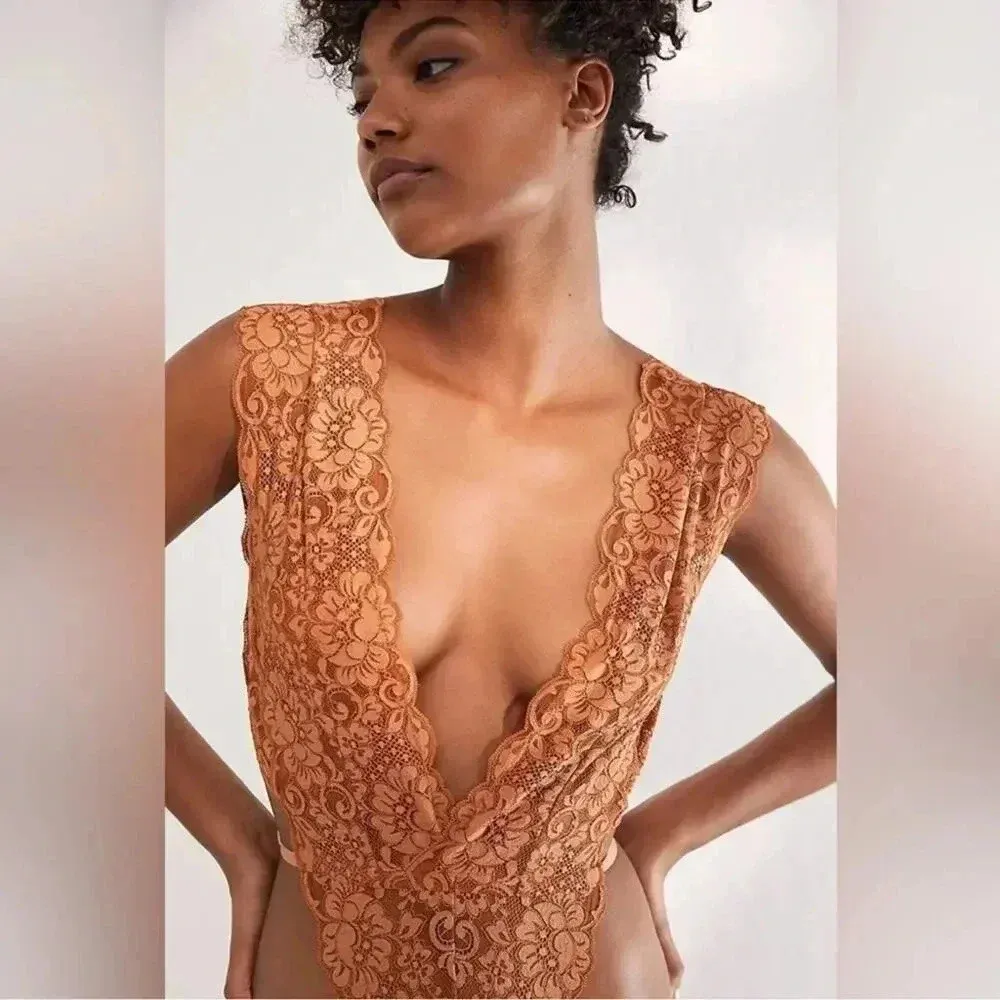 We Are HAH Free People Cut To The Chase Lace Bodysuit Brown Sugar Small NWT - Image 3