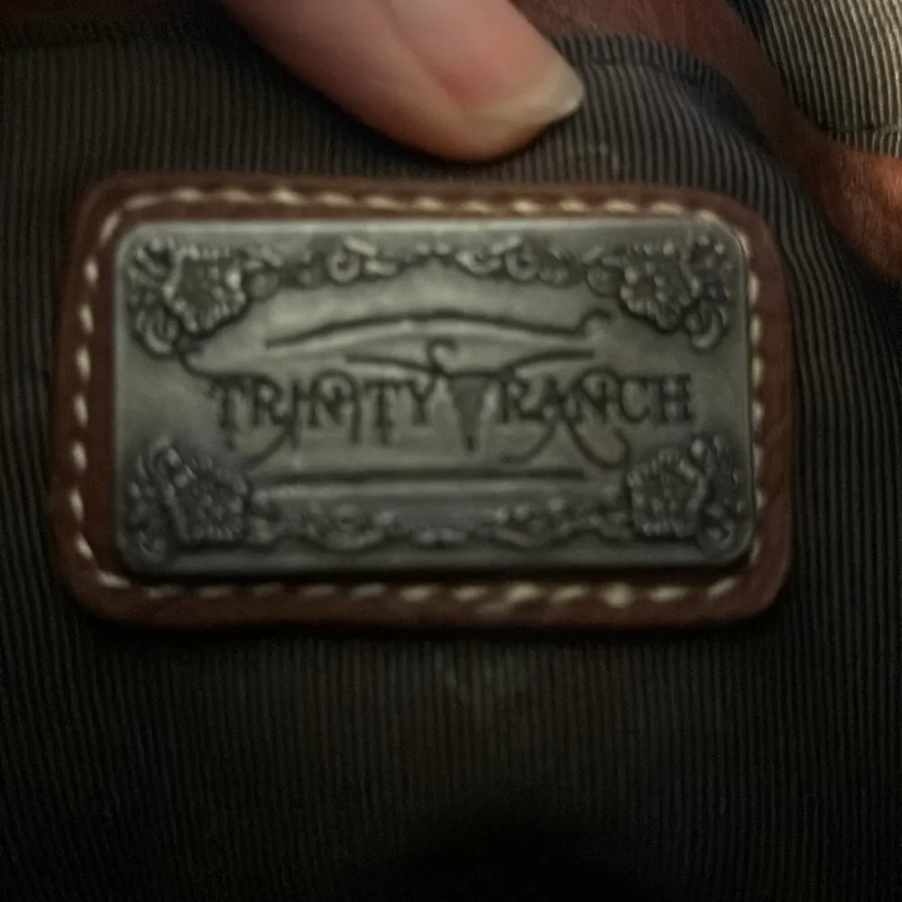 Montana West Trinity Ranch Concealed Carry Fringe Rivets Shoulder Bag Brown - Image 9