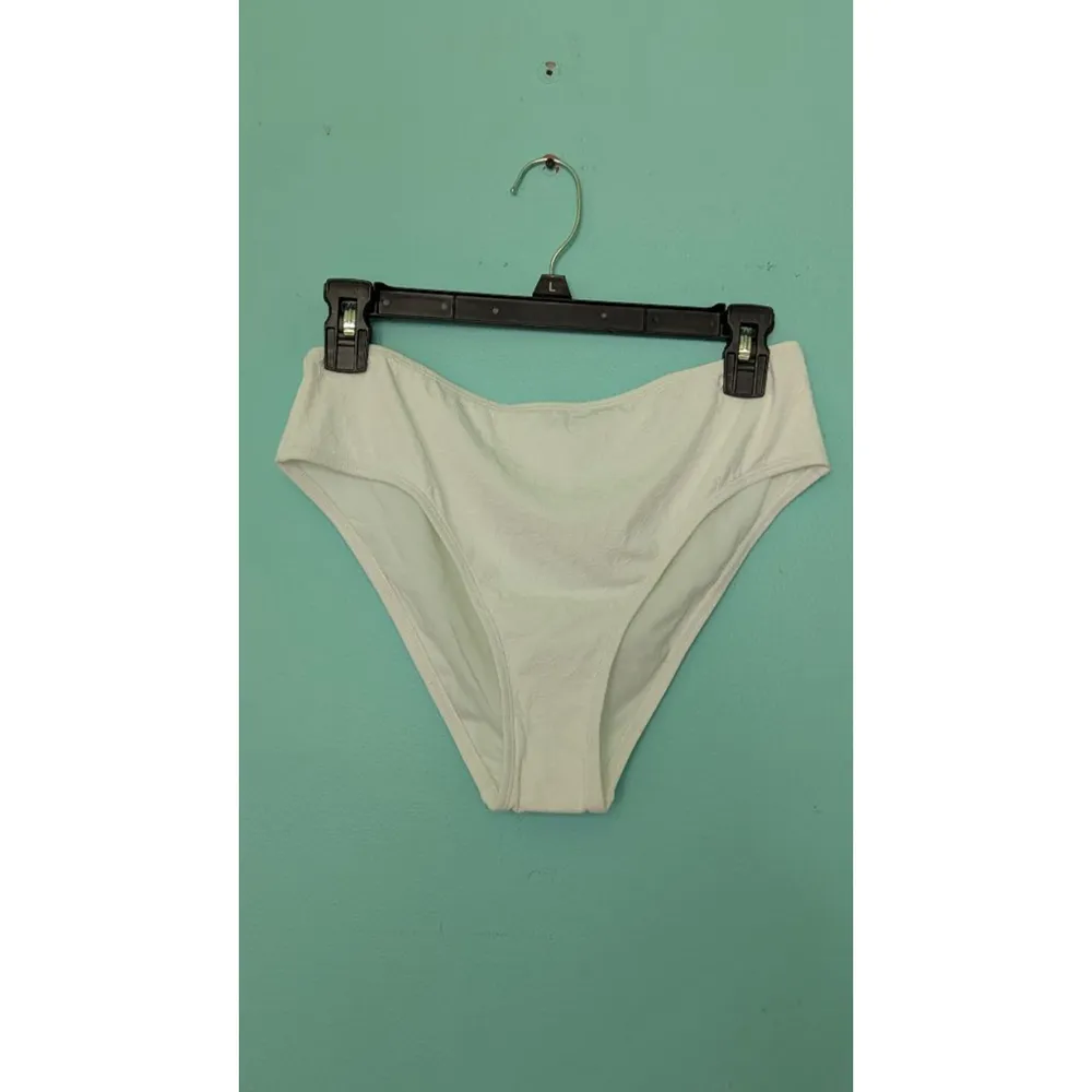 Women's Cupshe Swimsuit Set Size M White - Image 6