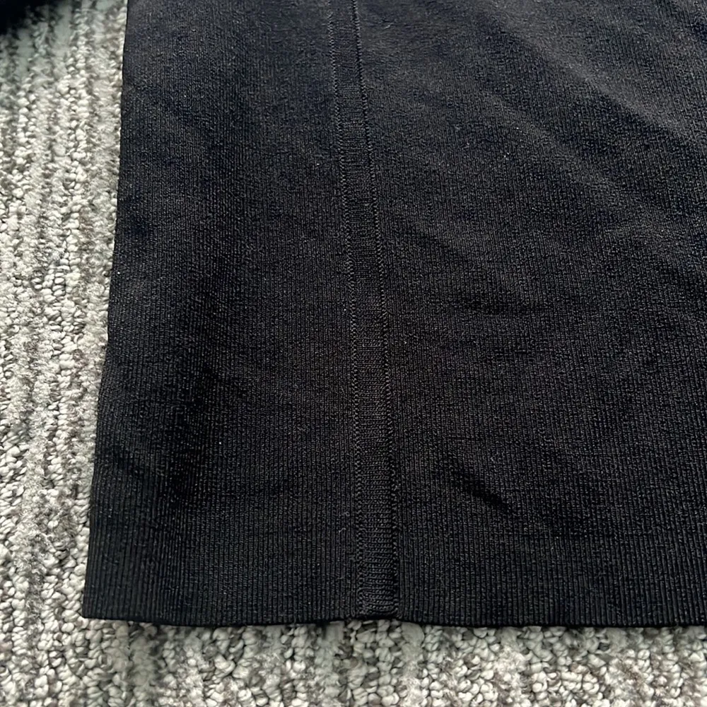 Kendall & Kylie Square-neck Crop Top - Image 4