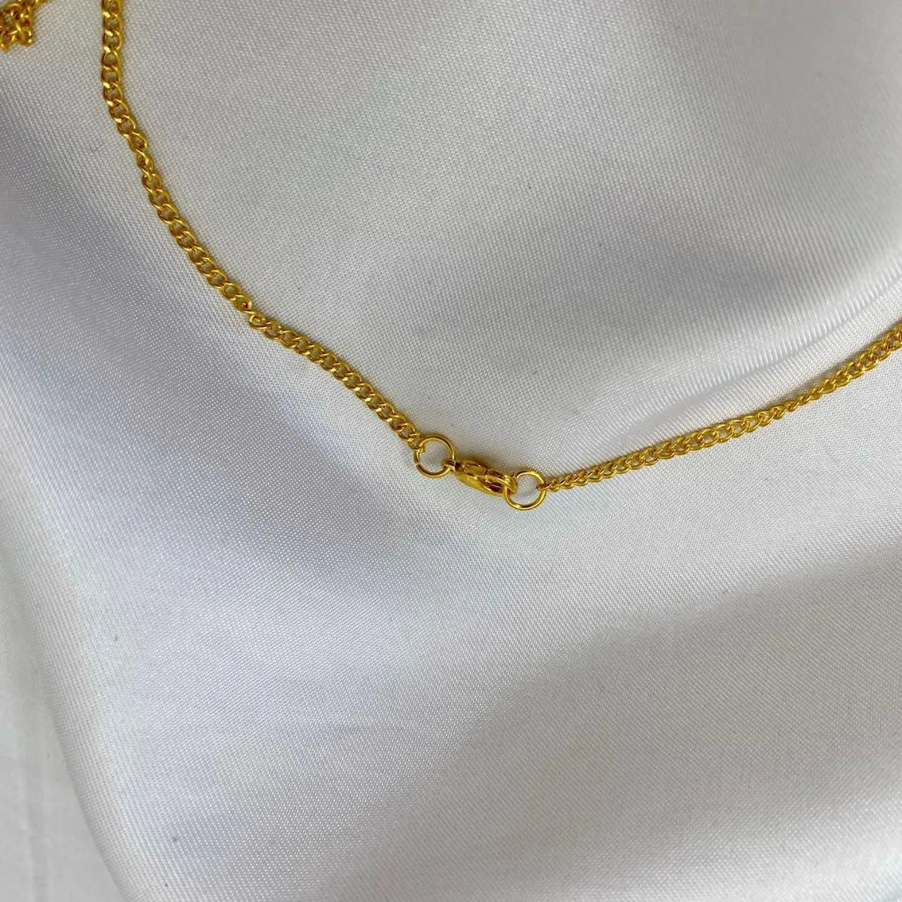 Vintage 90s Dainty Gold Toned Turkey Pendant Necklace 20" - Image 4