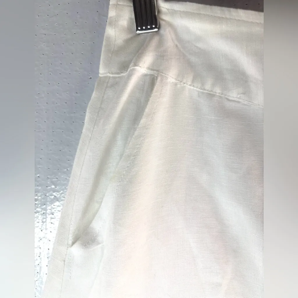 Saint Tropez West 6 Linen Cotton White A-Line Pocketed Skirt with Swirl Accents - Image 4