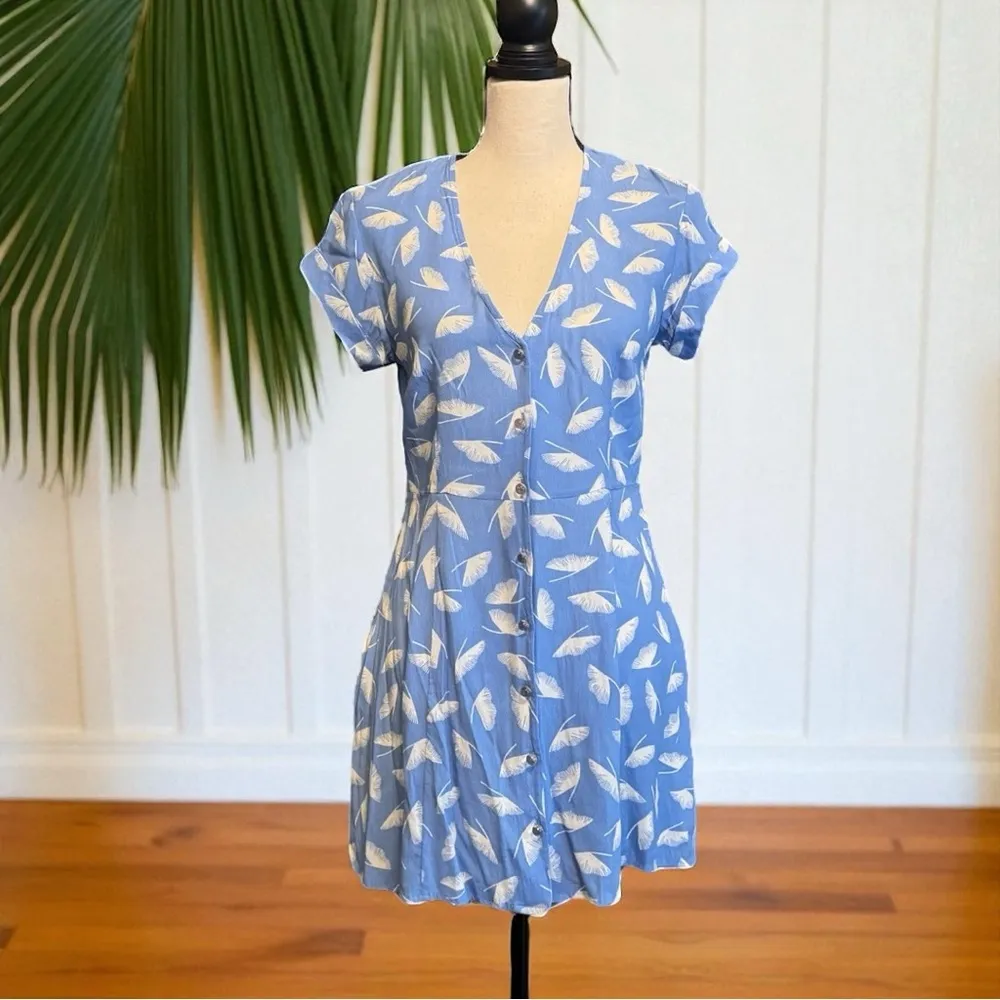 CAPULET “Mabel” Mini Dress – Ginkgo Blue Feather Leaf Print – Size Small - Image 2