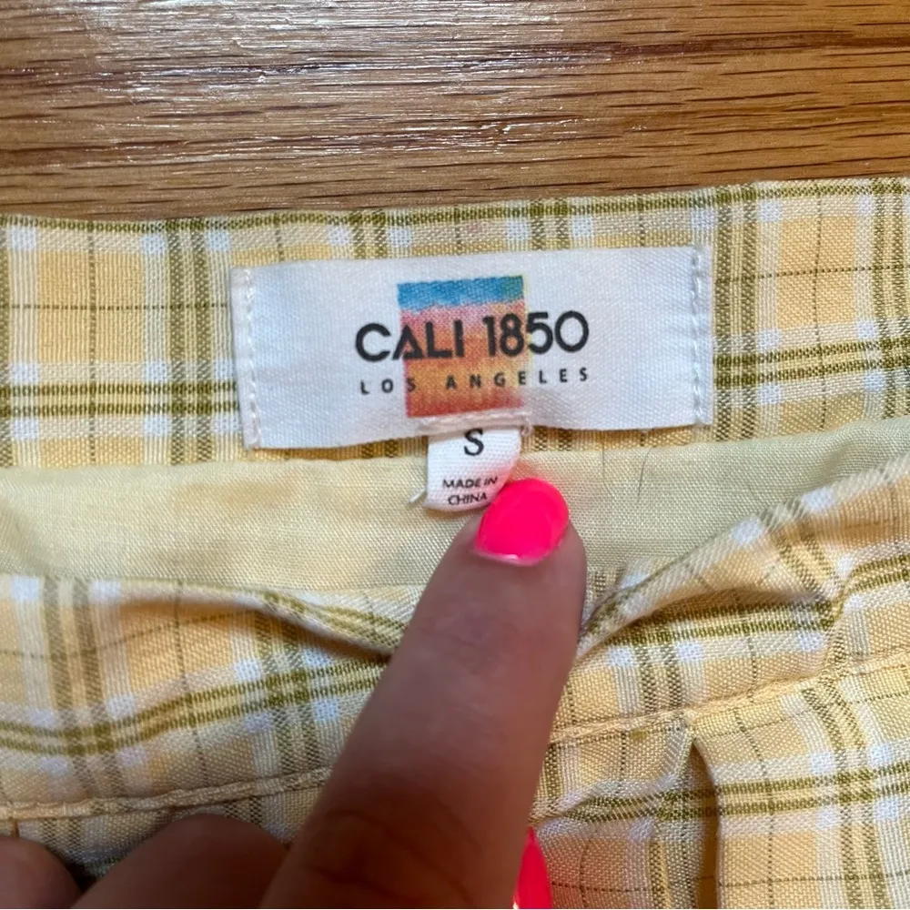 Cali 1850 yellow plaid skirt size small - Image 4