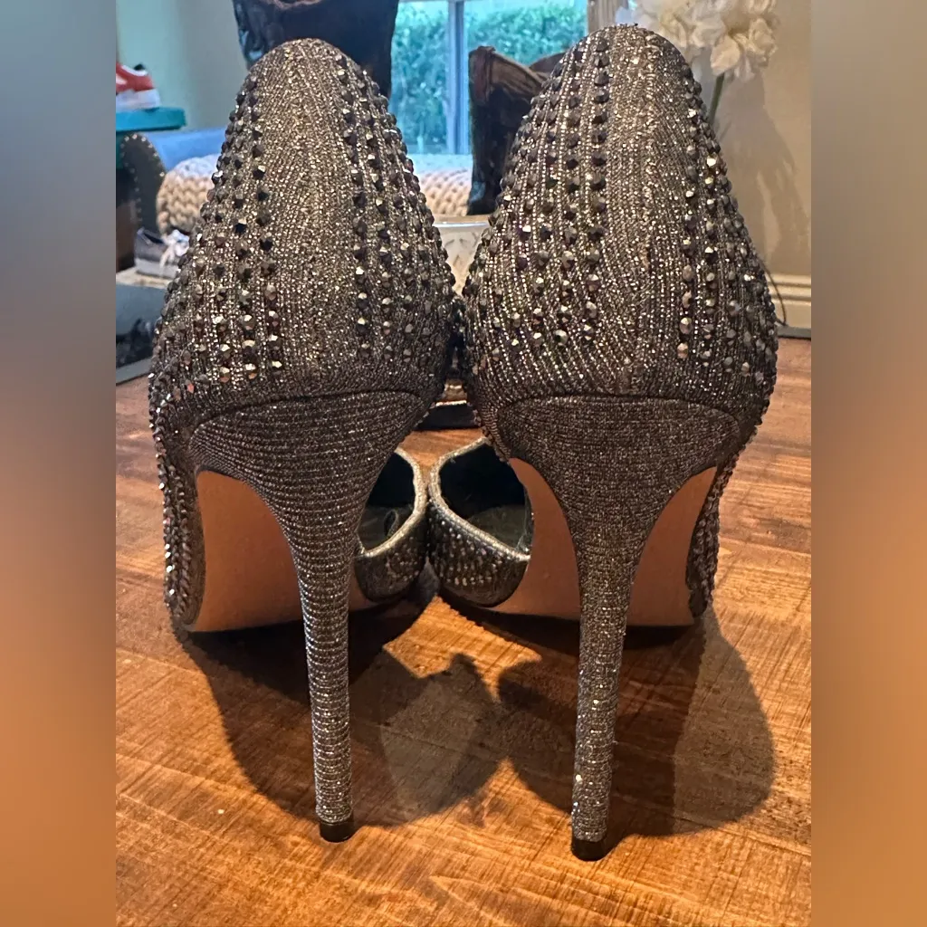 STEVE MADDEN 'Proper' Rhinestone on Lame D'Orsay Pumps - Image 7