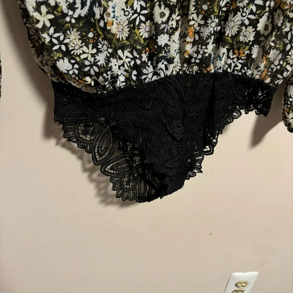 Free People Say It To Me Bodysuit Floral Lace Dolman Bell Sleeve- Size XS - Image 7