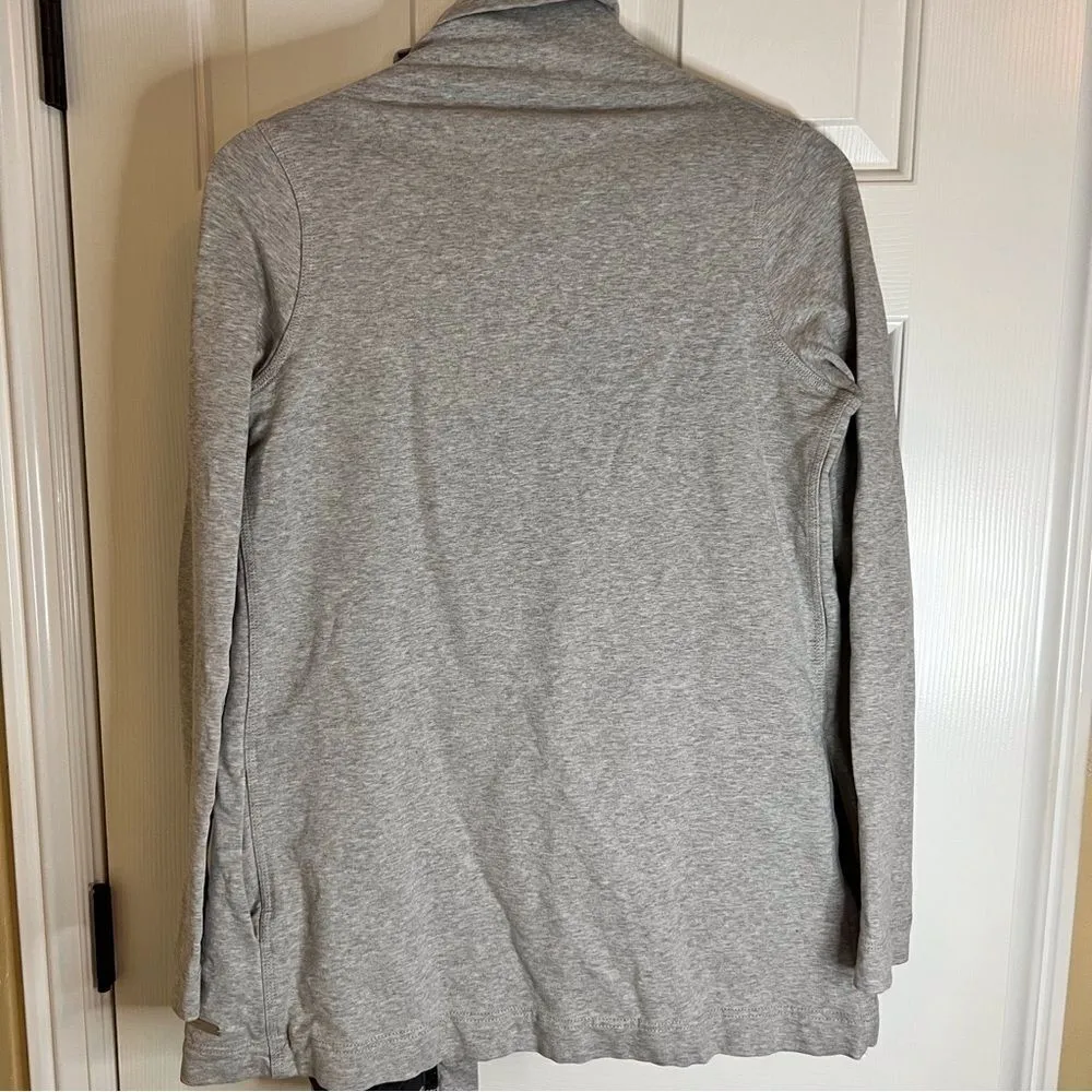 Lululemon Savasana‎ Gratitude Wrap, Size 6 Oversized. Great Condition. - Image 9