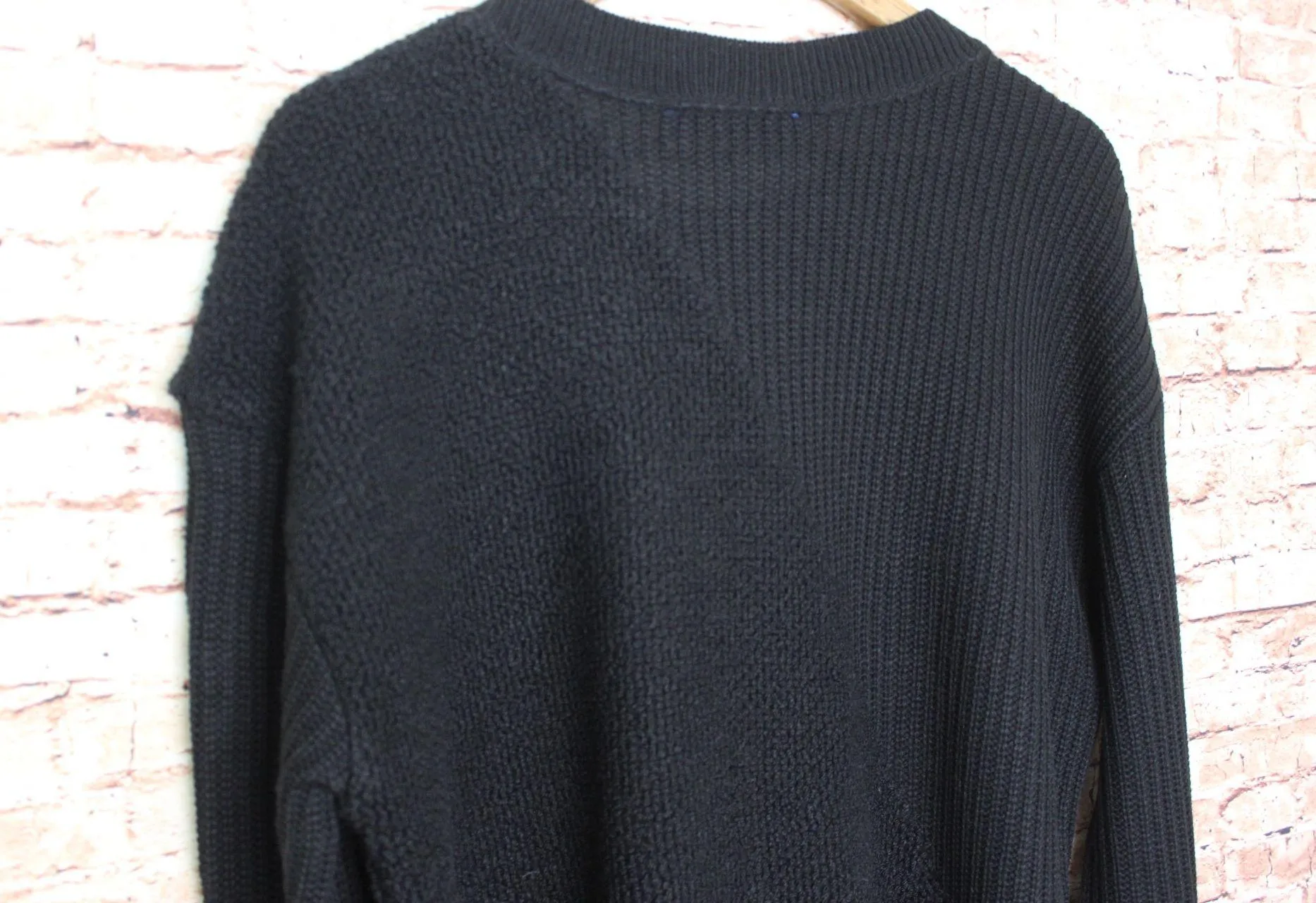 | Black Crewneck Asymmetrical Carpet Sweater - Image 4