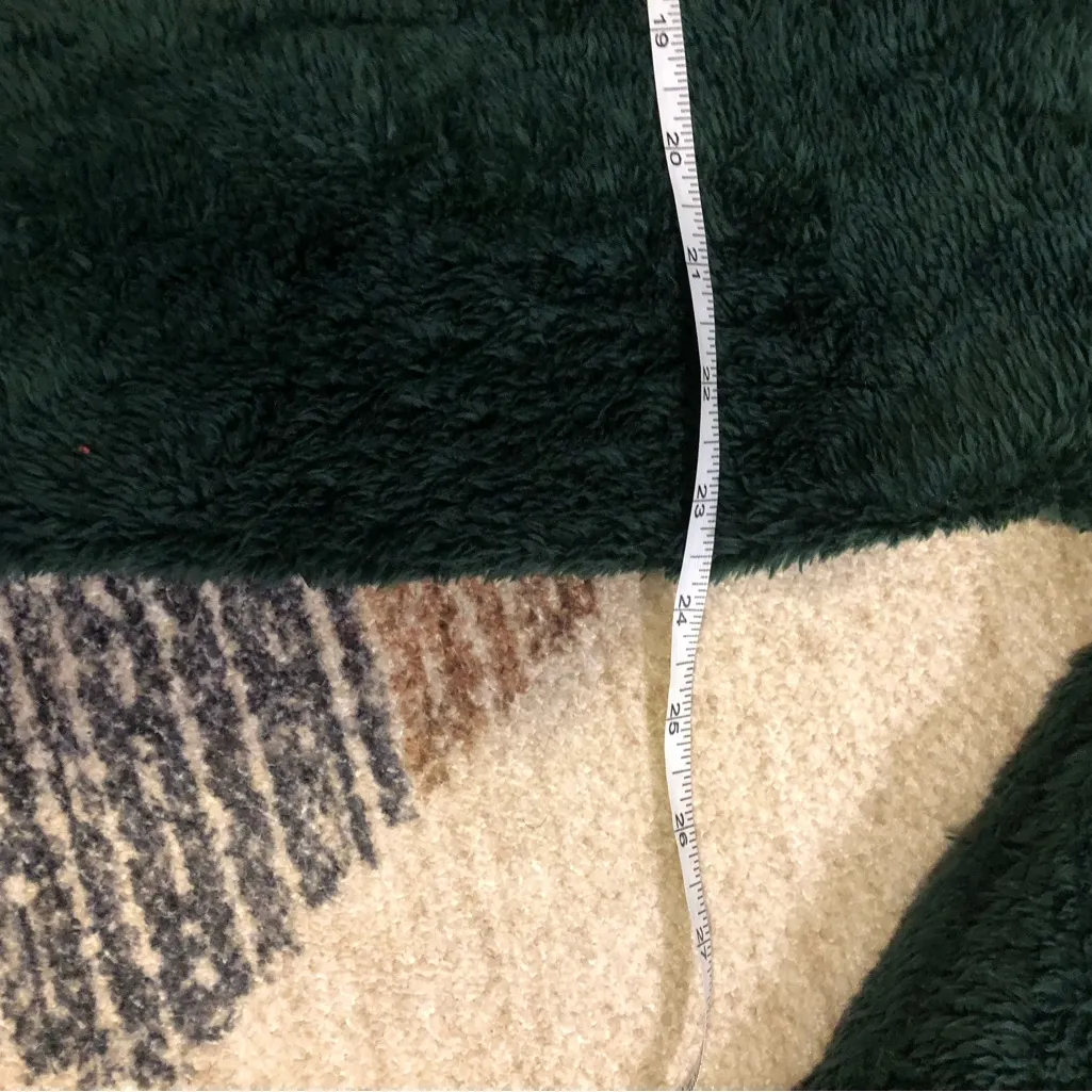 Green Fleece Pullover - Image 7