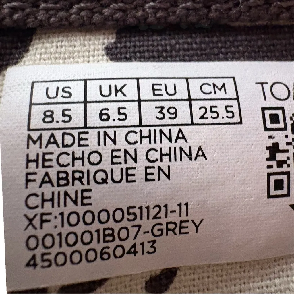 Casual Grey Canvas TOMS 8.5 - Image 4