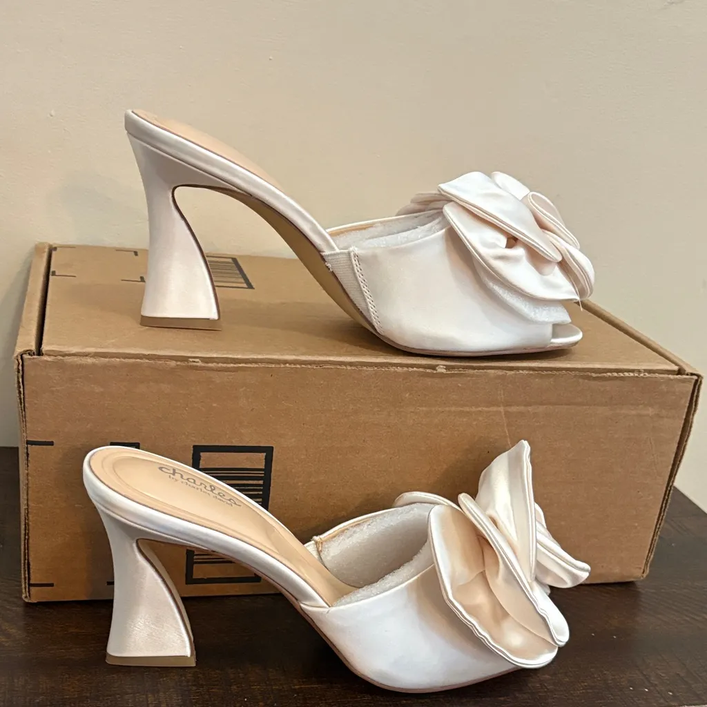 Charles David Ivory Satin Floral Heels - Image 2