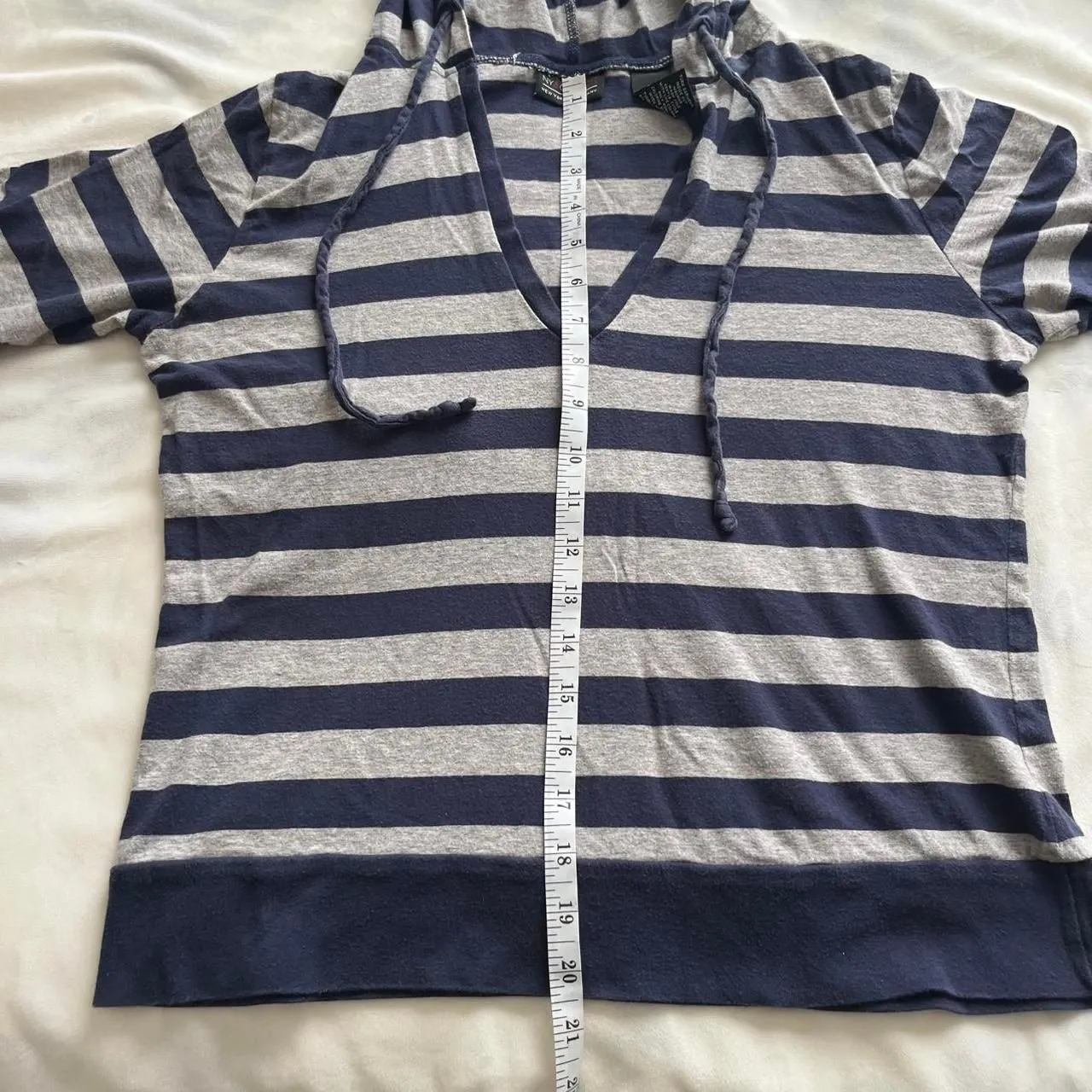 Vintage Y2K New York & Company Sport navy and grey striped hoodie tshirt medium Gray - Image 6