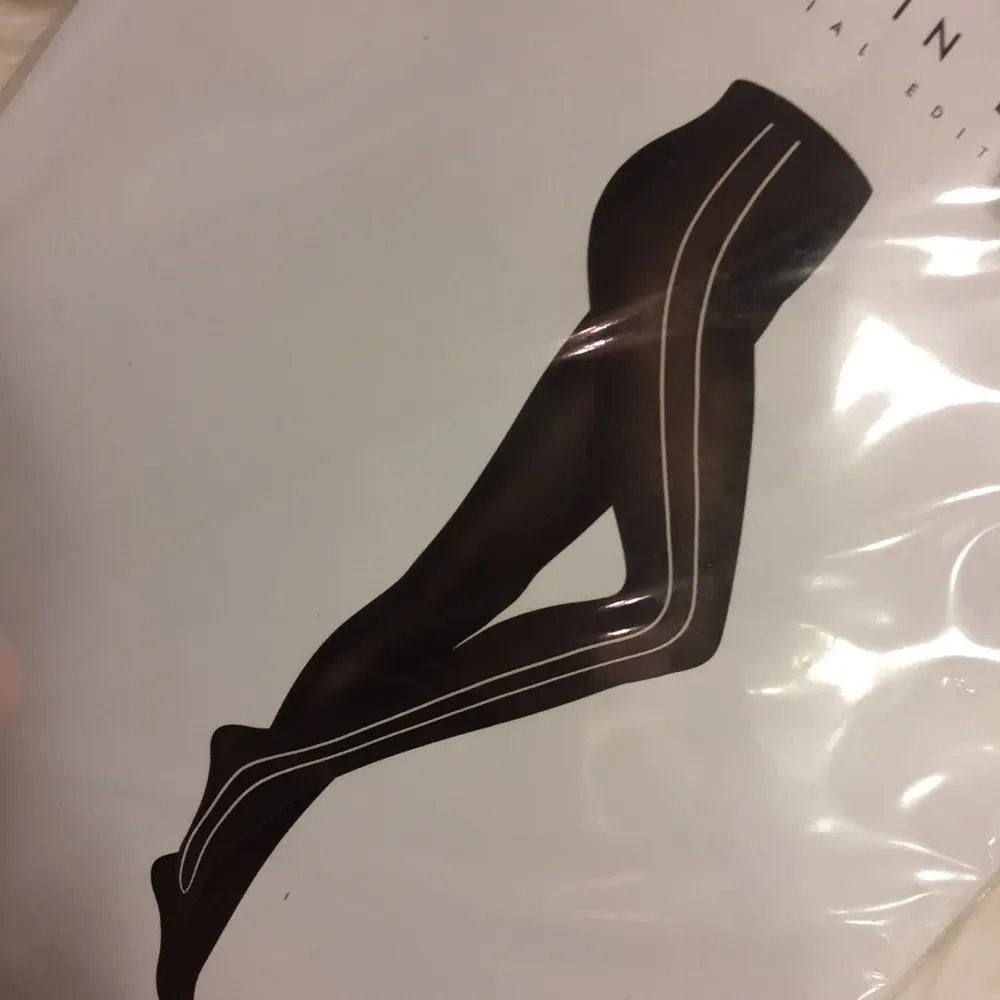 Wolford opaque straight line Tights. Xs. - Image 2