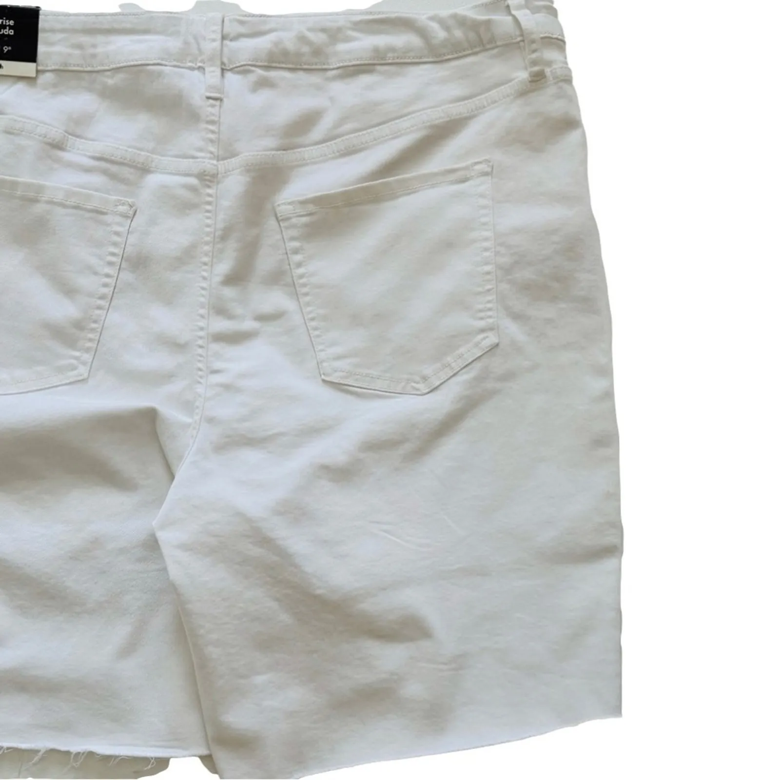 AVA & VIV Shorts White High Rise No Gap Waist Bermuda Denim Jean Plus 22W NEW - Image 6