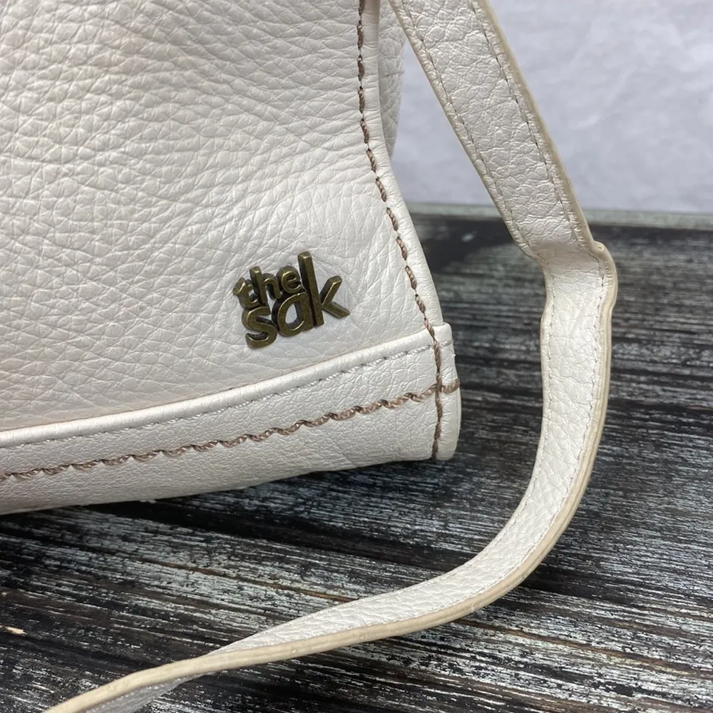 The Sak Ivory Leather Crossbody Handbag - Image 4