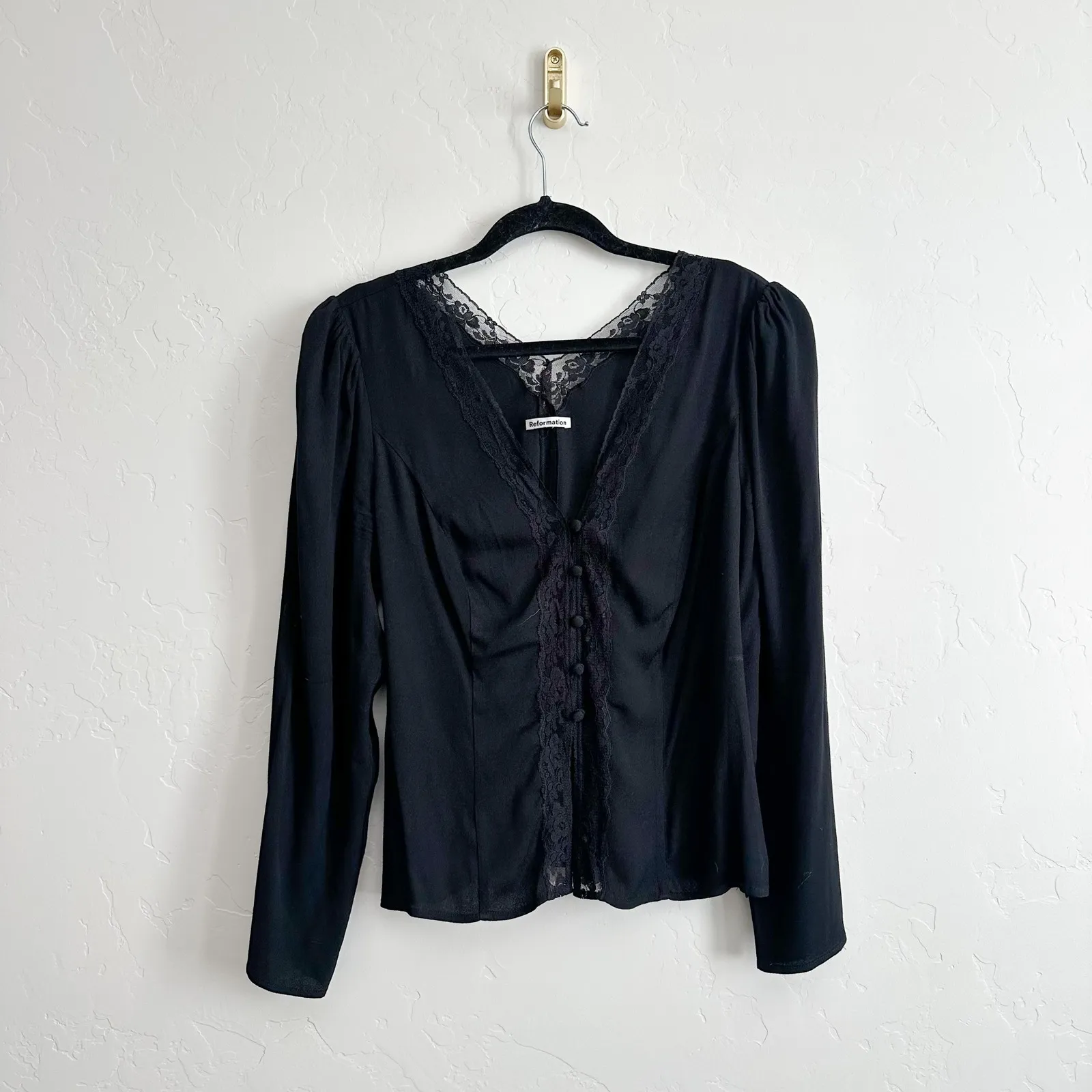 Reformation | Nadene Lace Hook Open Front Top in Black - Image 5