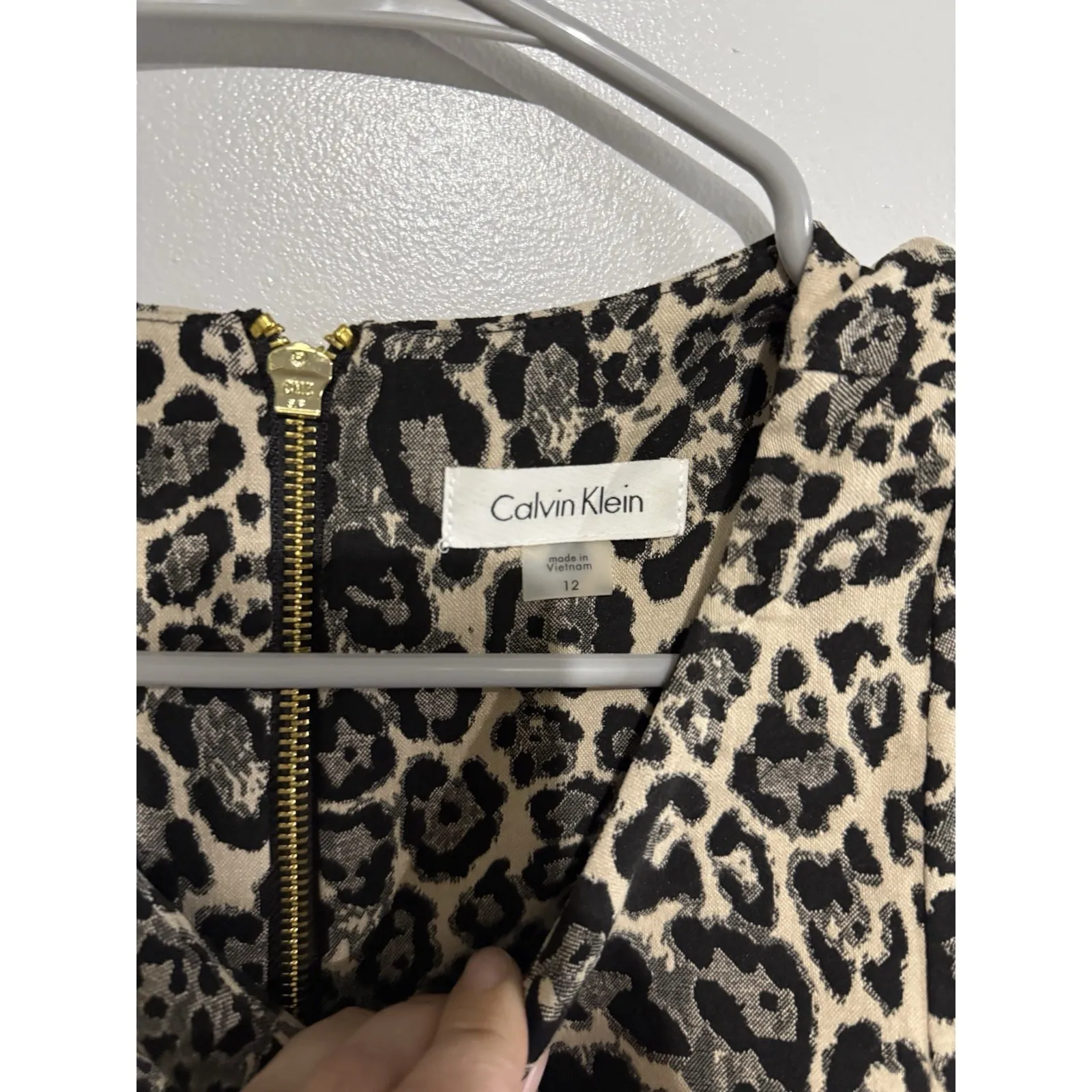 Calvin Klein Womens Leopard Print Sheath Dress Size 12 Sleeveless Y2K - Image 3